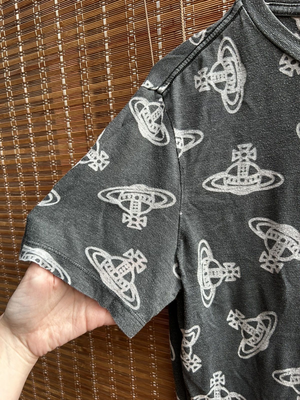 Vivienne Westwood Vivienne Westwood Anglomania Time Machine Tee Orb Logo AOP Size US L / EU 52-54 / 3 - 5 Thumbnail