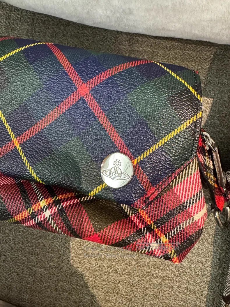 Vivienne Westwood Vivienne Westwood size os Wide Belt Plaid Bag Size ONE SIZE - 3 Thumbnail