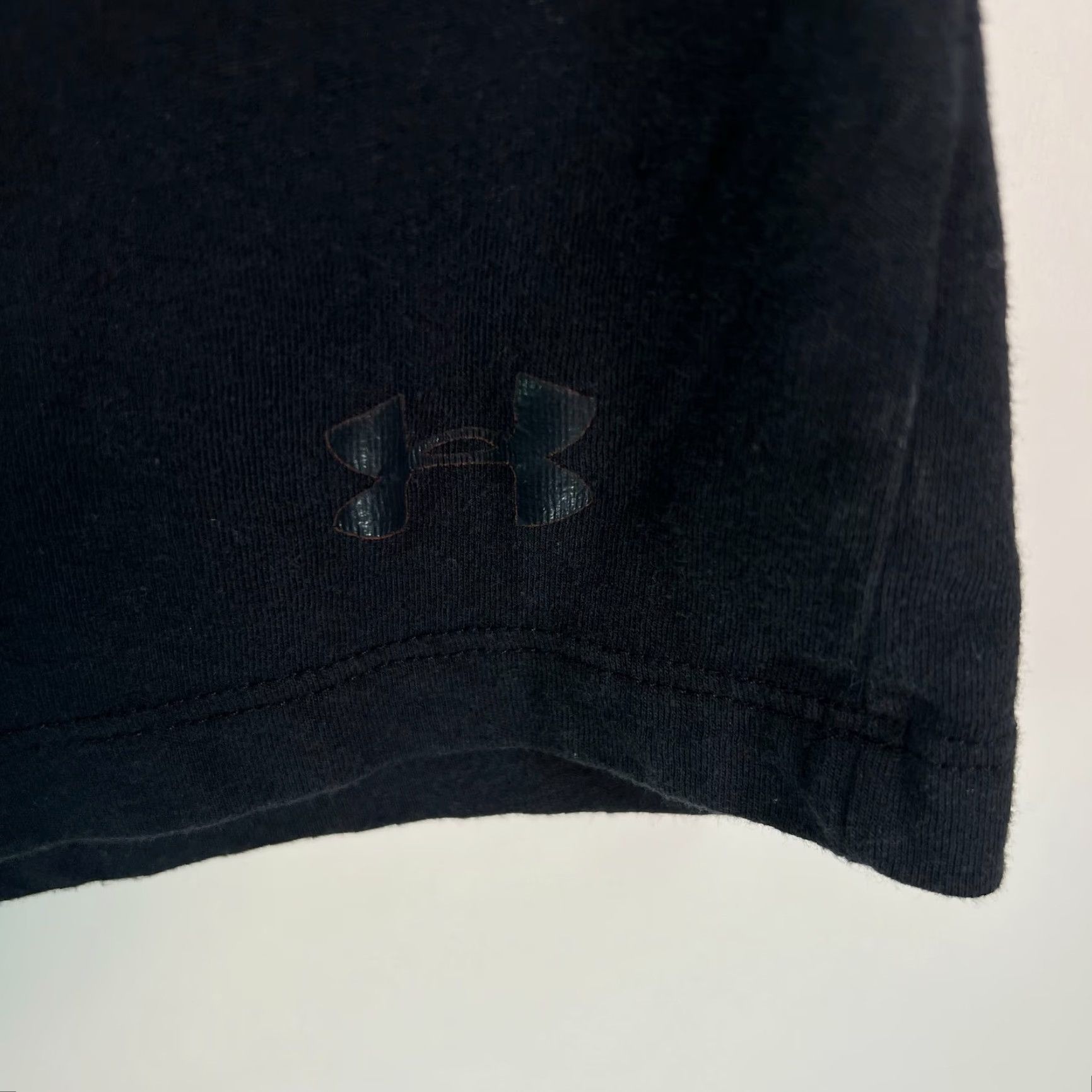Under Armour Under Armour Mens Black T Shirt L - Graphic Cotton Blend, Short Sleeve, Crew Neck, Regular Fit, Logo, Casual Classic, Size L Mens Size US L / EU 52-54 / 3 - 5 Thumbnail