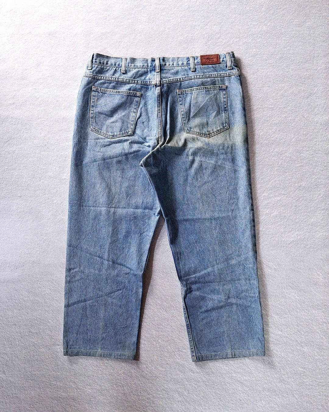 L.L. Bean LL BEAN COMFORT WAIST ELASTIC JEANS Size US 38 / EU 54 - 12 Thumbnail