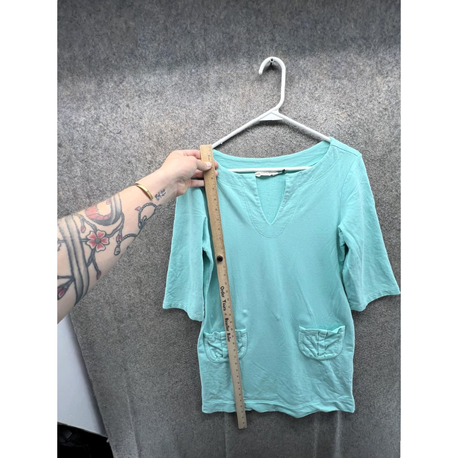 Tommy Bahama Tommy Bahama Shirt Womens M Blue V-Neck 3/4 Sleeve Tunic Jersey Top Pockets Size M / US 6-8 / IT 42-44 - 2 Thumbnail