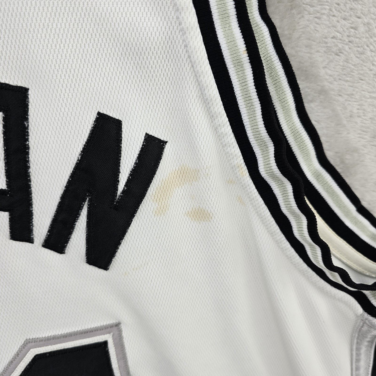 Nike Vintage Tim Duncan San Antonio Spurs Nike Jersey XXL NBA Size US XXL / EU 58 / 5 - 12 Thumbnail