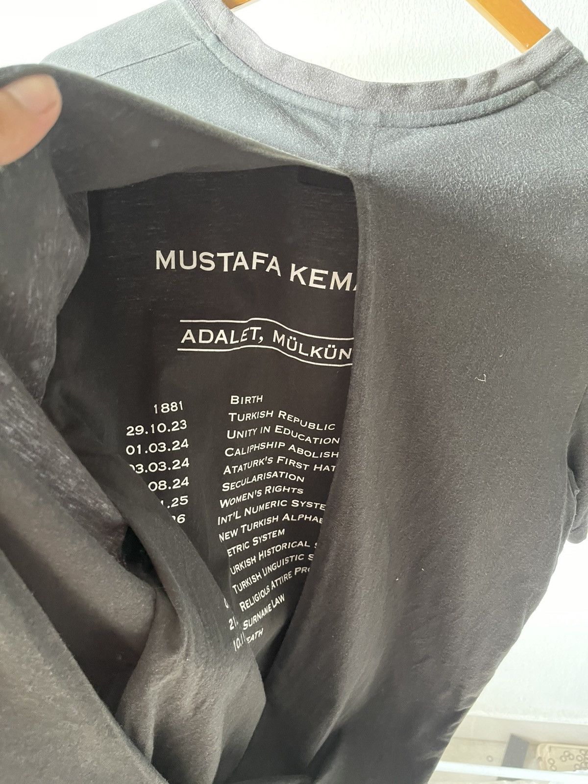 Hussein Chalayan Rare 2000s Hussien Chalayan 'Mustafa Kemal Ataturk' Size US L / EU 52-54 / 3 - 7 Thumbnail