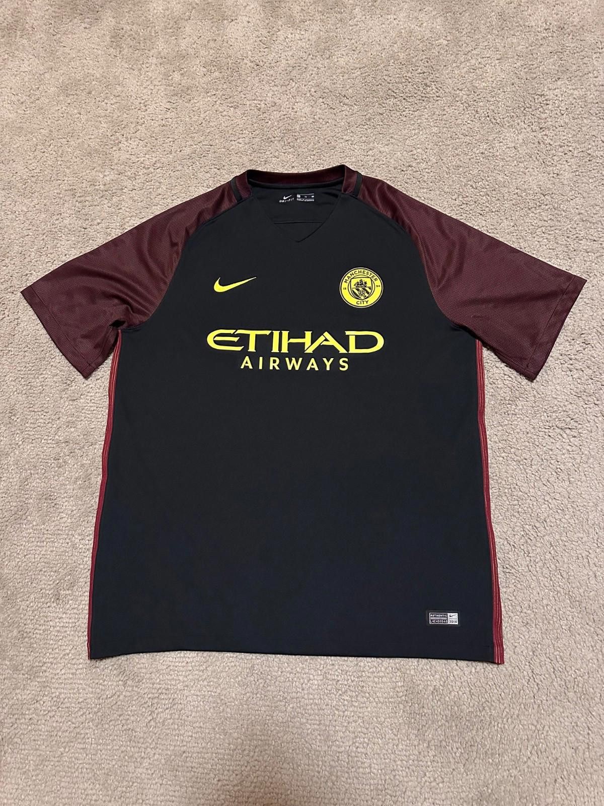 Nike MANCHESTER CITY 2016 2017 AWAY FOOTBALL SHIRT SOCCER JERSEY Size US XL / EU 56 / 4 - 1 Thumbnail