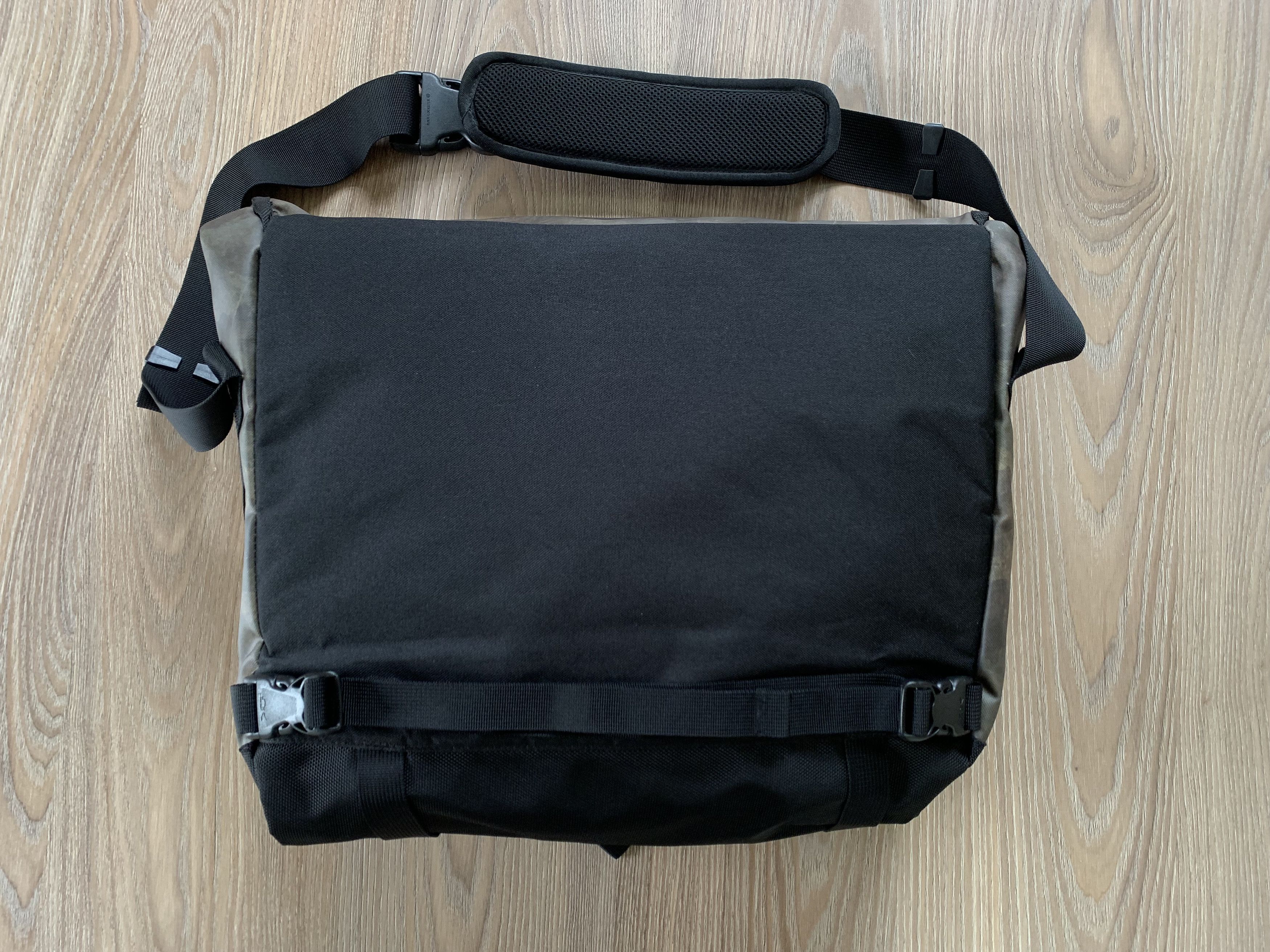 Dakine Dakine Granville Messenger Bag Camo Laptop Shoulder Bag Size ONE SIZE - 3 Thumbnail