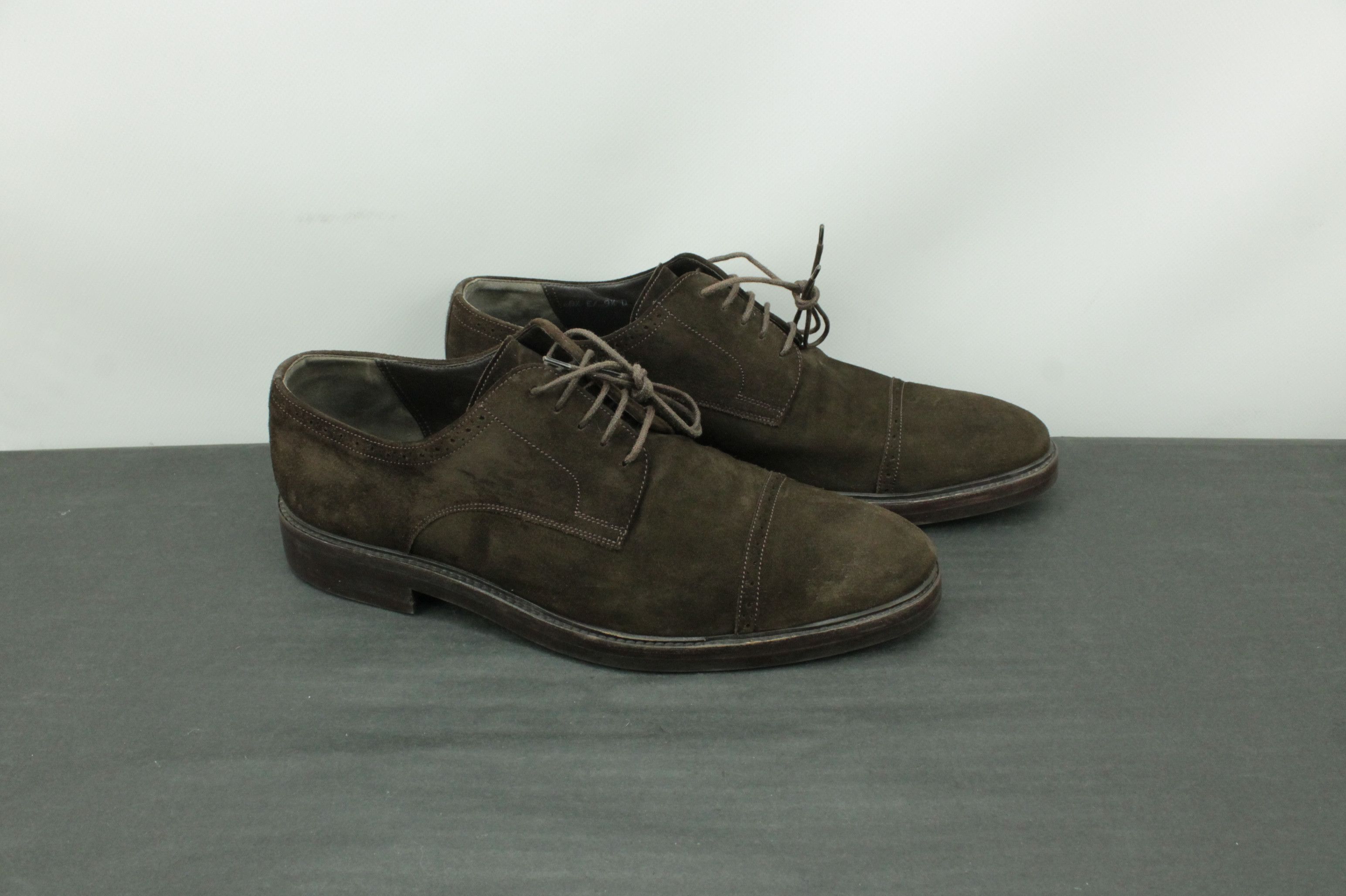 Bally Bally Switzerland Brown Suede Dress Shoes Derby Oxford Size US 9.5 / EU 42-43 - 1 Thumbnail