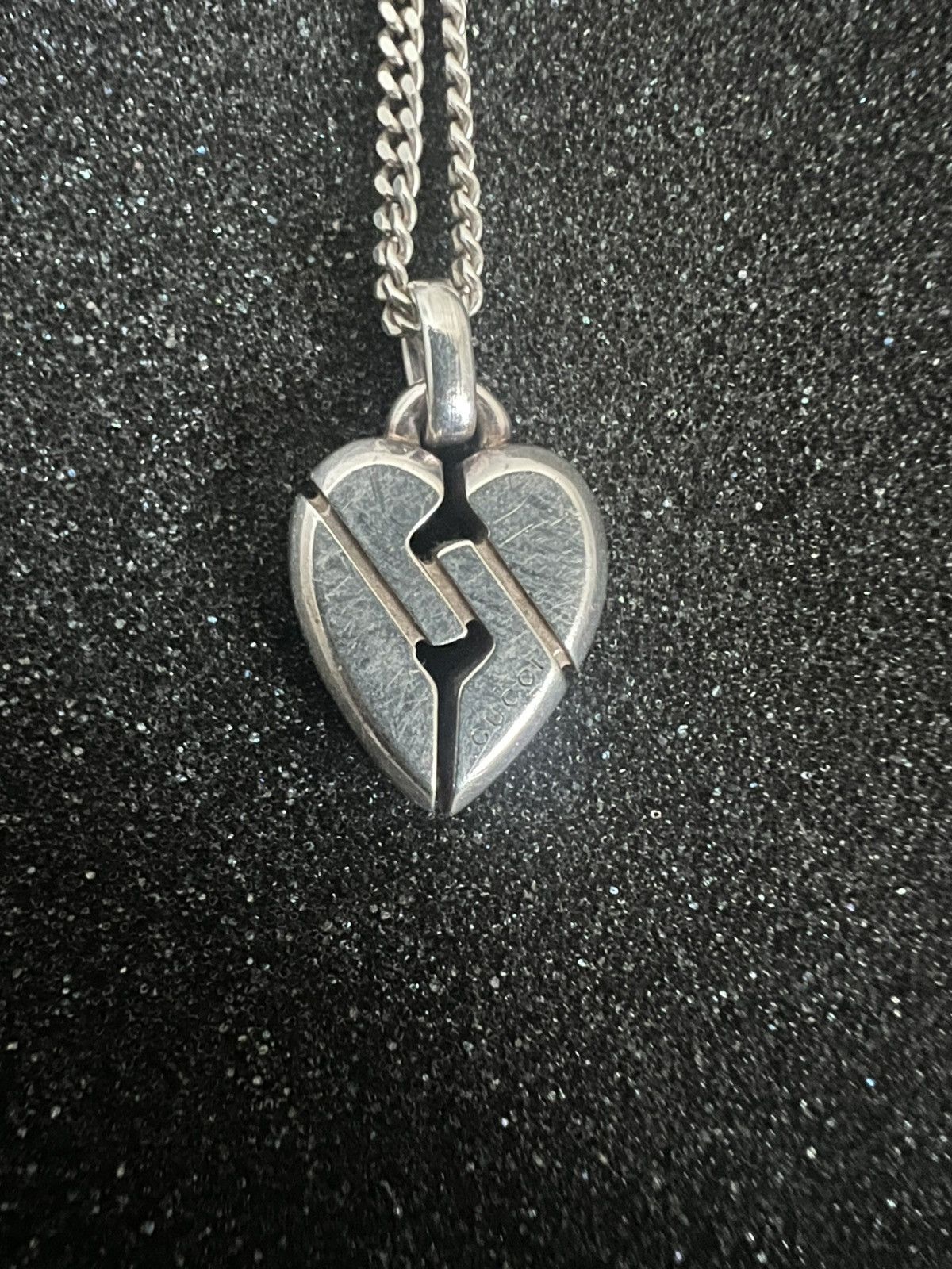 Gucci Gucci Knot Heart Pendant & Necklace Size ONE SIZE - 4 Thumbnail