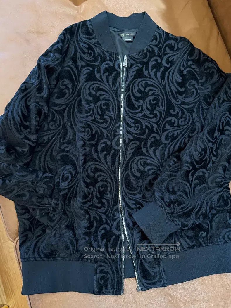 Versace Versace Carved coat Size US XL / EU 56 / 4 - 2 Thumbnail