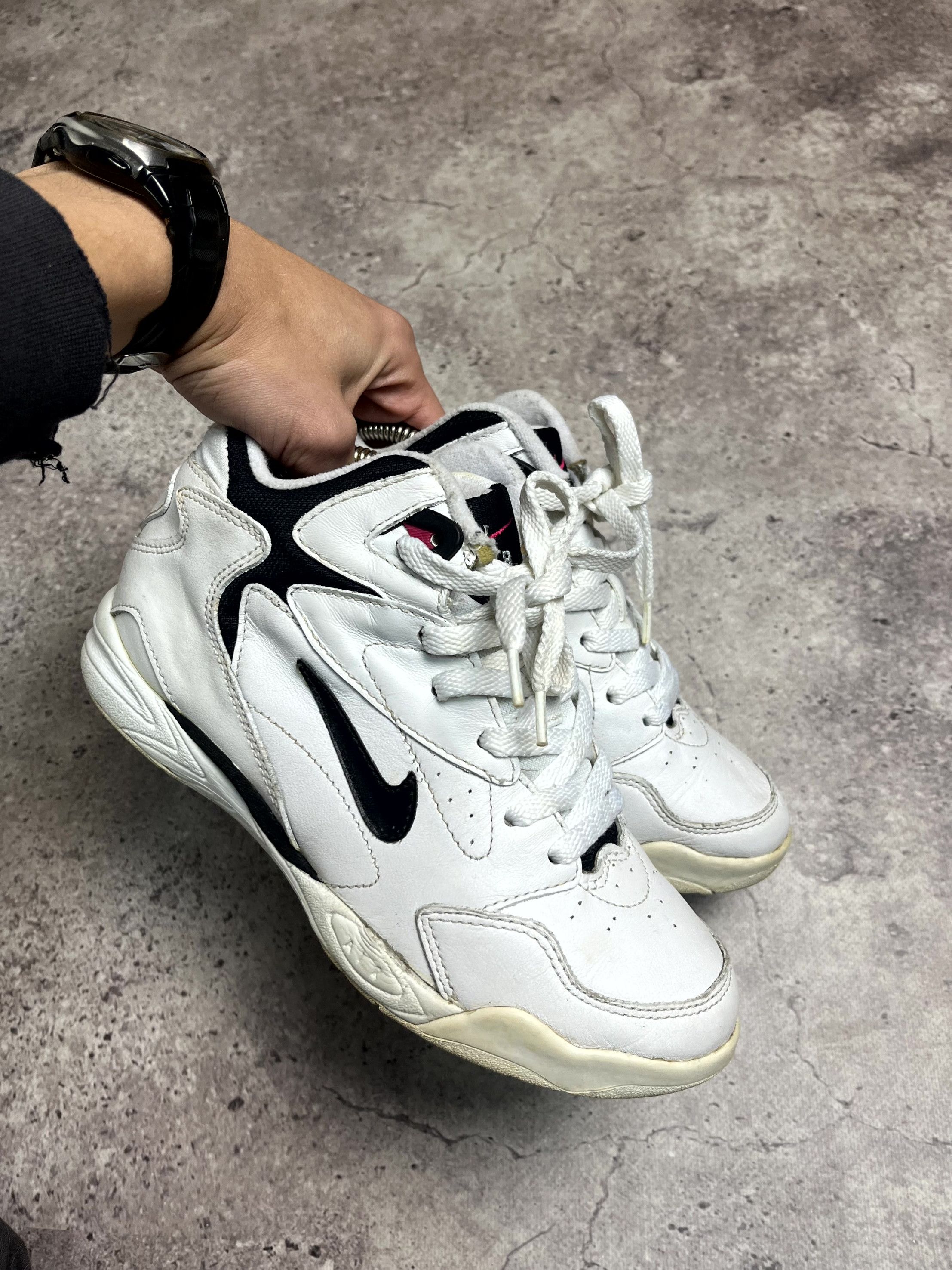Nike Vintage Nike Air High Top White Sneakers Size US 7.5 EU 38.5 Size US 7.5 / IT 37.5 - 5 Thumbnail