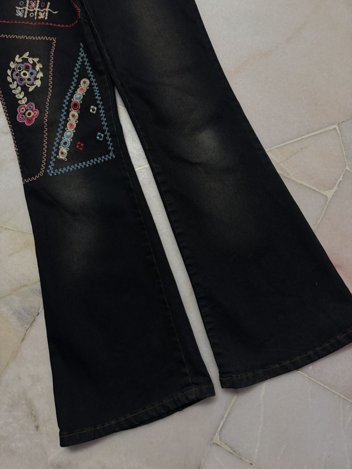 Tornado Mart TORNADO MART STYLE RARE FLARED EMBROIDERY LOGO MUDWASH JAPAN Size US 28 / EU 44 - 6 Thumbnail
