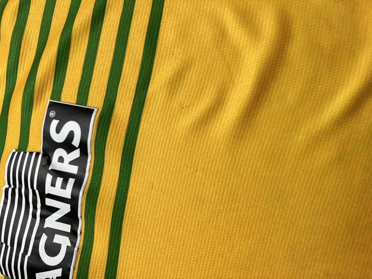 Vintage Vintage yellow Celtic soccer jersey Nike away size M Size US M / EU 48-50 / 2 - 6 Thumbnail