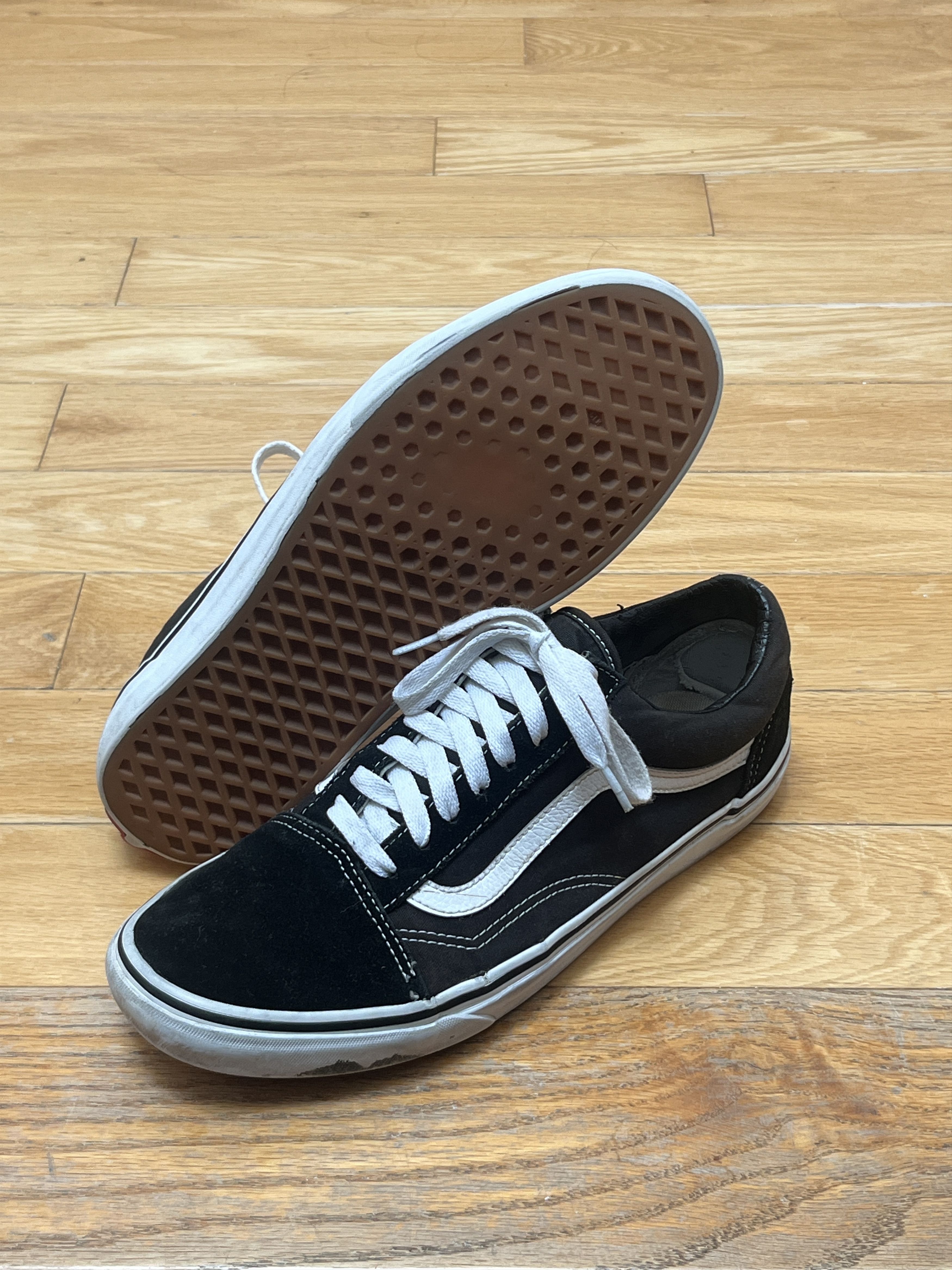 Vans Two Pairs VANS Old Skools US10.5 and 10 Size US 10 / EU 43 - 2 Thumbnail