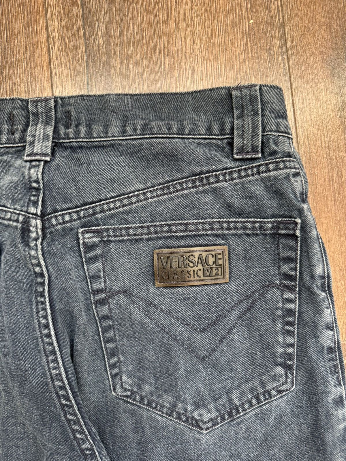 Versace Versace Classic V2 men's W32 slim fit basic navy blue denim pants Jeans Size US 32 / EU 48 - 3 Thumbnail