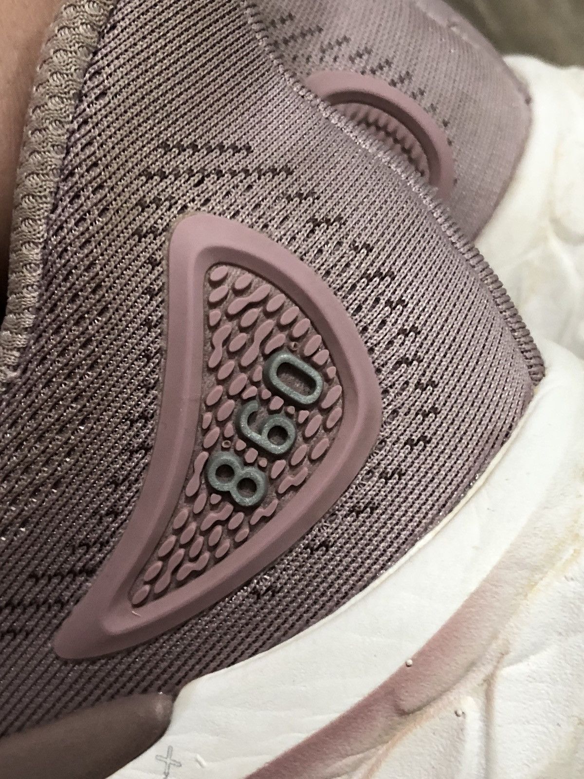 New Balance New Balance Fresh Foam 860v13 W860C13 Size US 9.5 / IT 39.5 - 8 Thumbnail