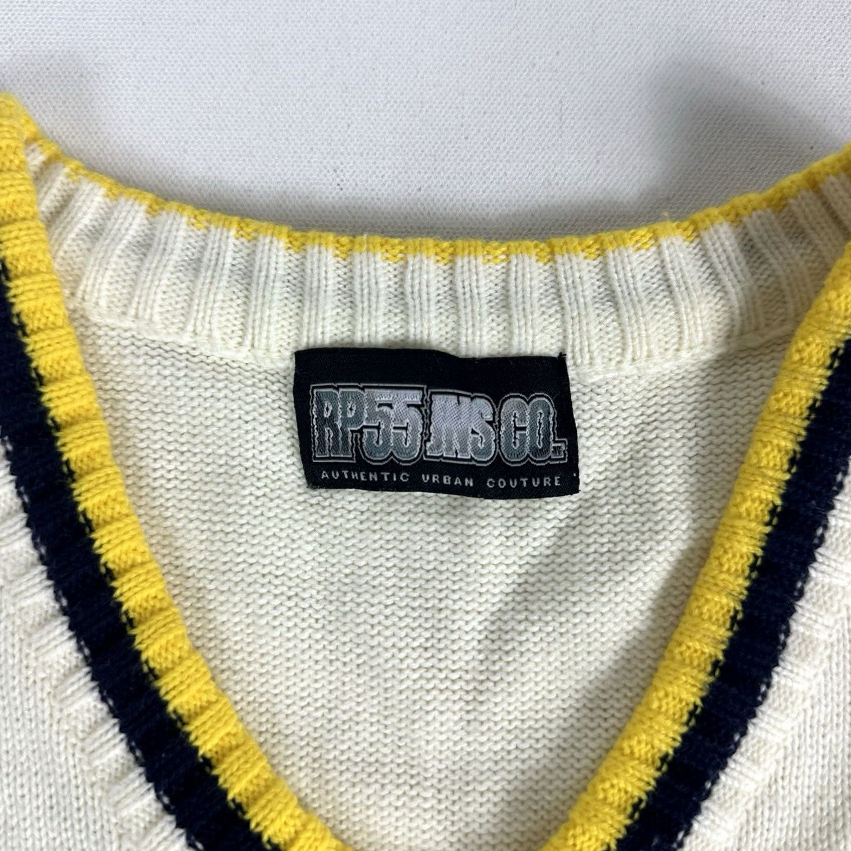 Vintage VINTAGE RP55 Sweater Mens 2XL Knit Vest Hip Hop Y2K Striped sleeveless Size US XXL / EU 58 / 5 - 6 Thumbnail