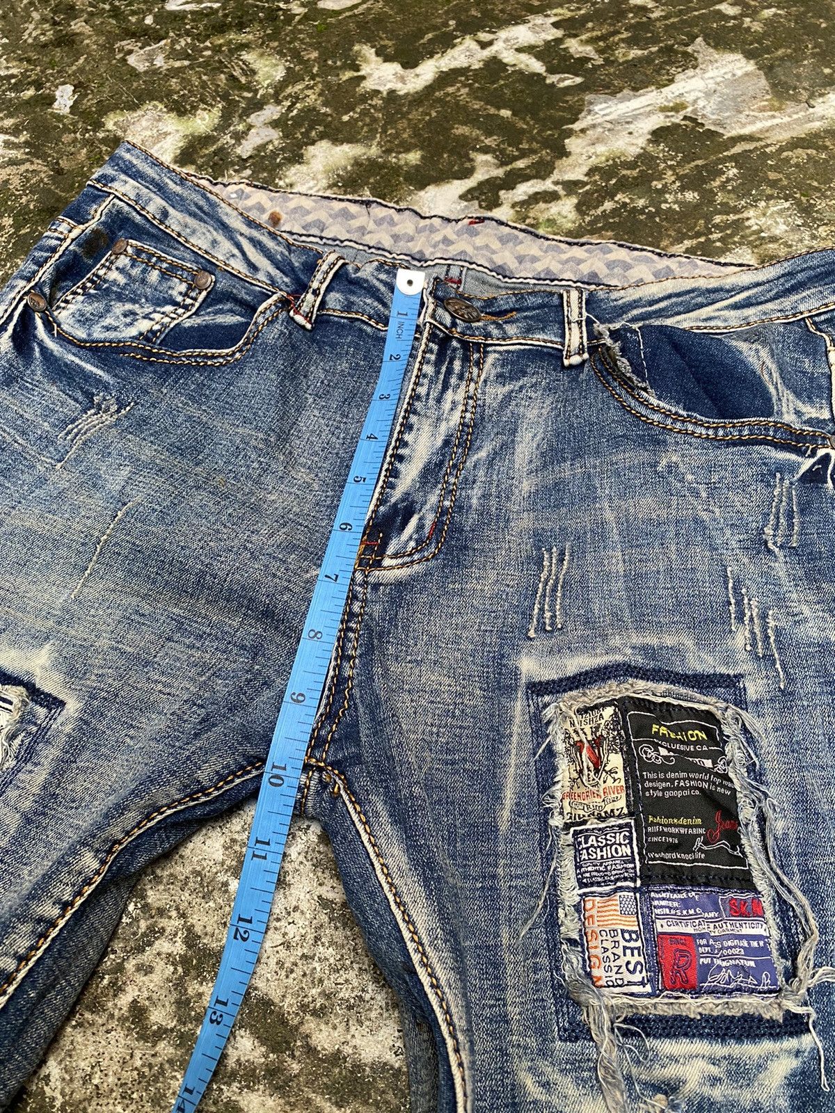 Japanese Brand Distressed fashion jeans Size US 32 / EU 48 - 8 Thumbnail