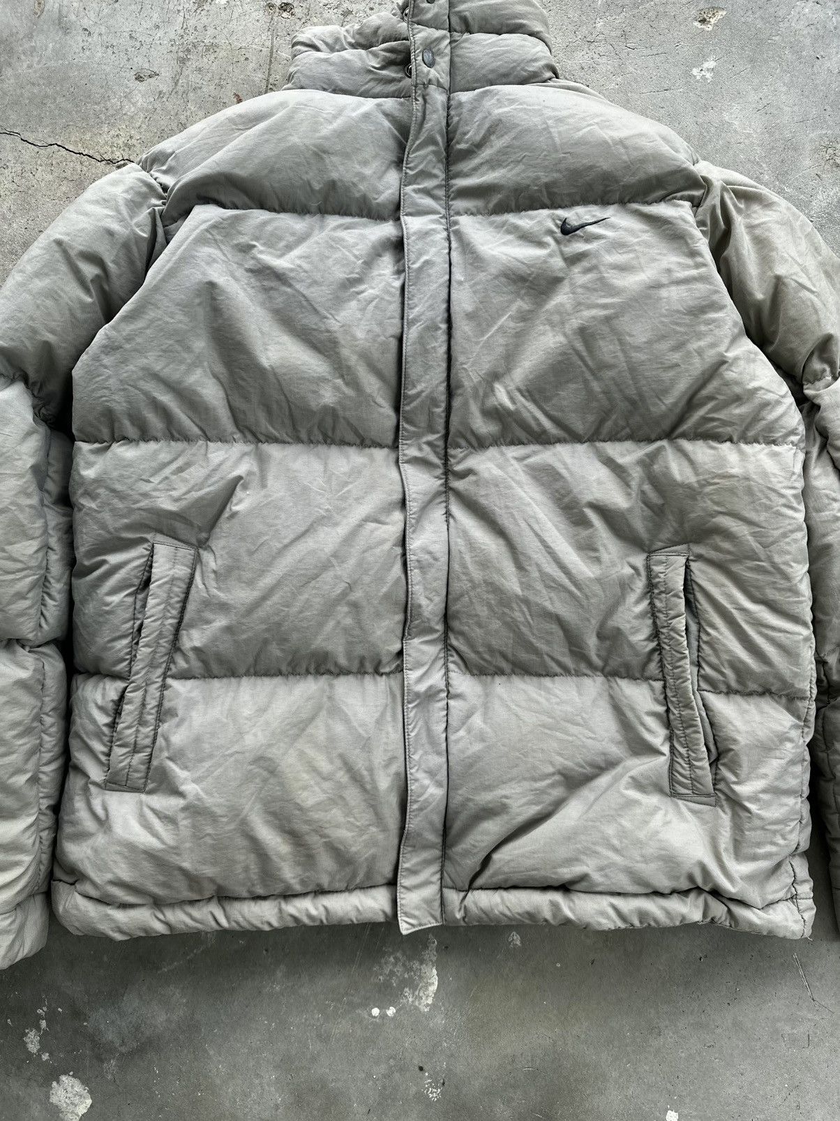 Nike 00’s Nike Puffer Beige Vintage Size US XL / EU 56 / 4 - 7 Thumbnail