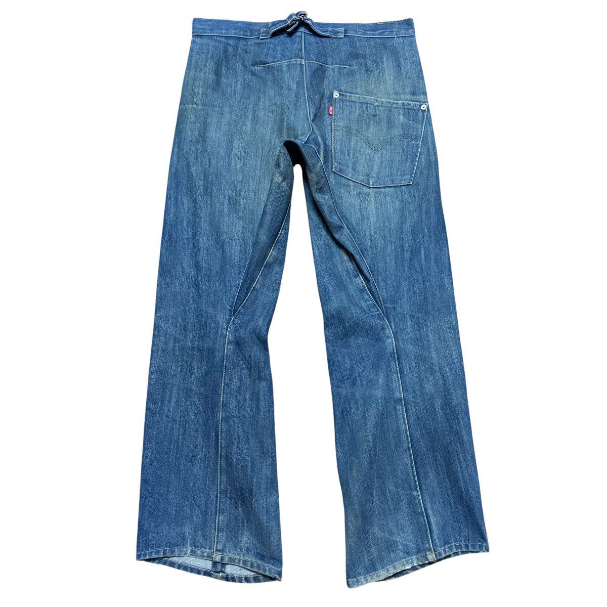 Levi's Vintage Levis Engineered Loose Jeans Size US 33 - 1 Thumbnail