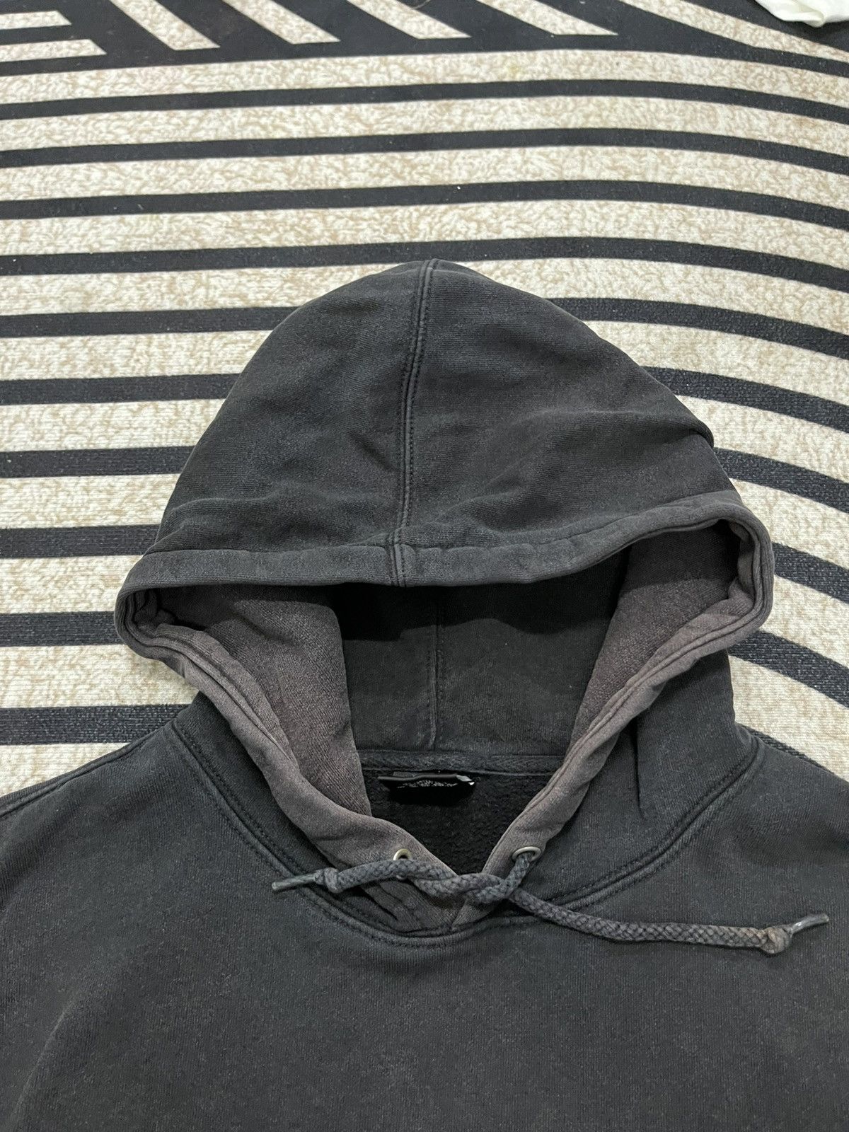 Stussy 2000s STUSSY CROWN SUN FADED HOODIE RARE DESIGN Size US M / EU 48-50 / 2 - 11 Thumbnail