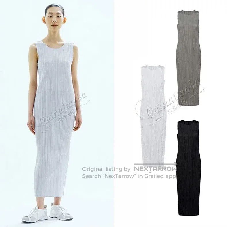 Issey Miyake Issey Miyake Classic round-neck sleeveless dress Size L / US 10 / IT 46 - 1 Thumbnail