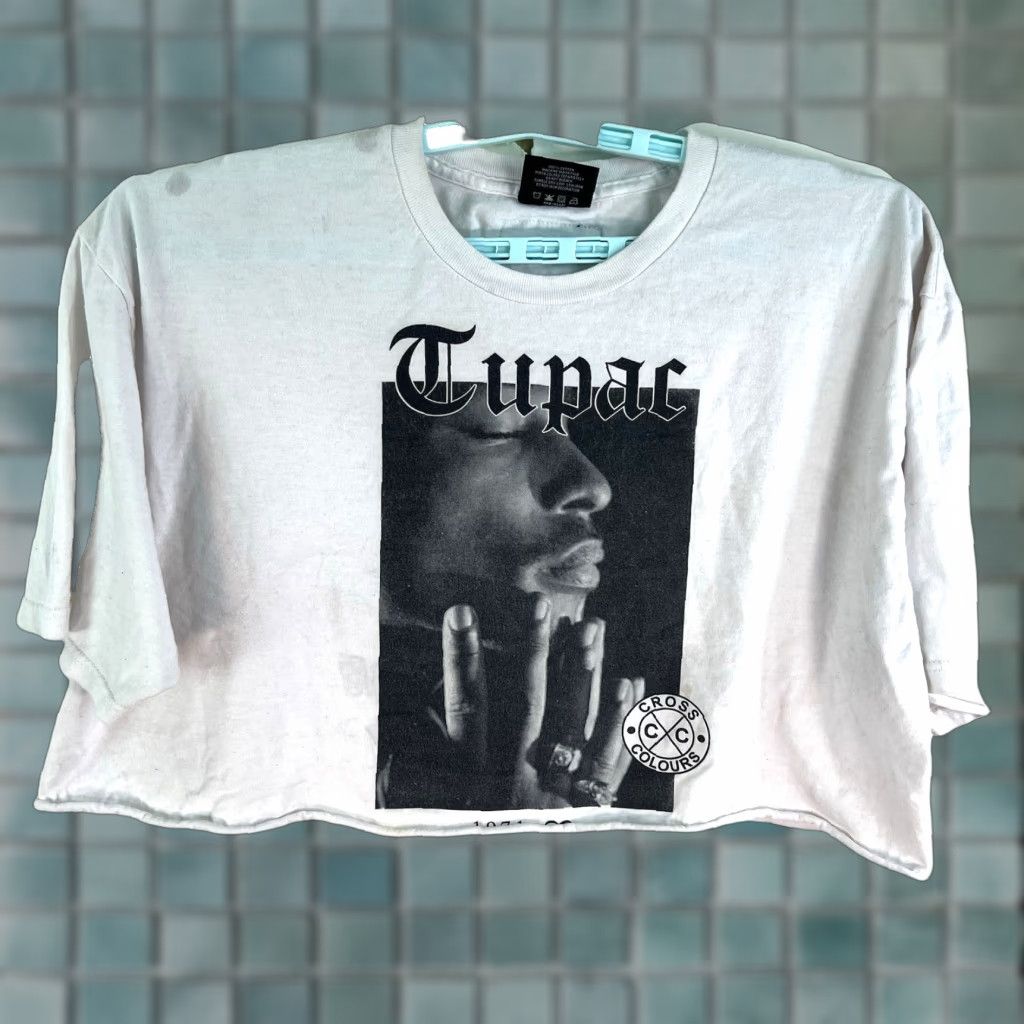 Vintage Tupac Cross Corners Cut-Off Cropped T-Shirt Womens 2X White Distressed Size XXL / US 16-18 / IT 52-54 - 1 Thumbnail