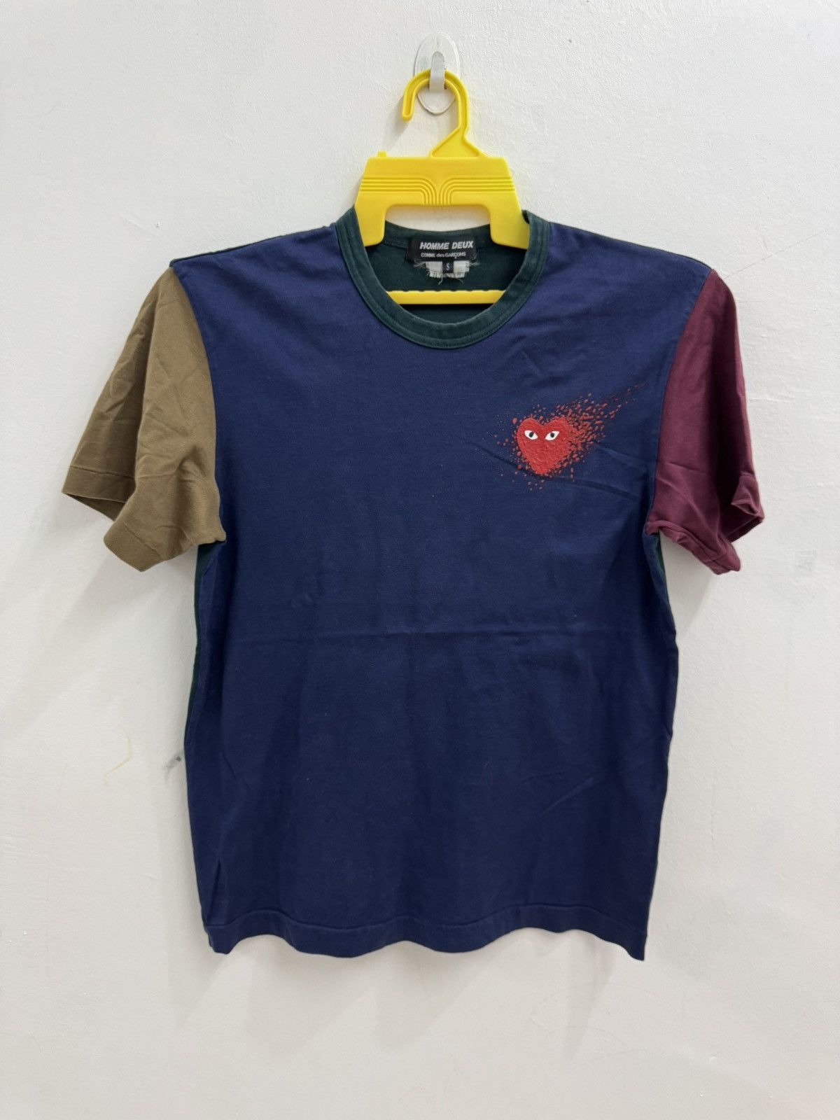 Comme des Garcons Comme Des Garcons Homme Deux Play Colour Blocks Tshirt Size US S / EU 44-46 / 1 - 1 Thumbnail