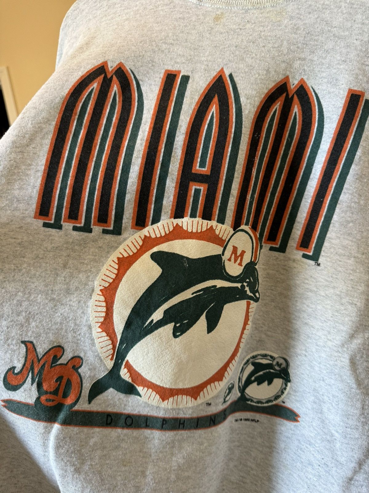 Fruit Of The Loom Vintage Miami Dolphins Sweatshirt Size US L / EU 52-54 / 3 - 10 Thumbnail