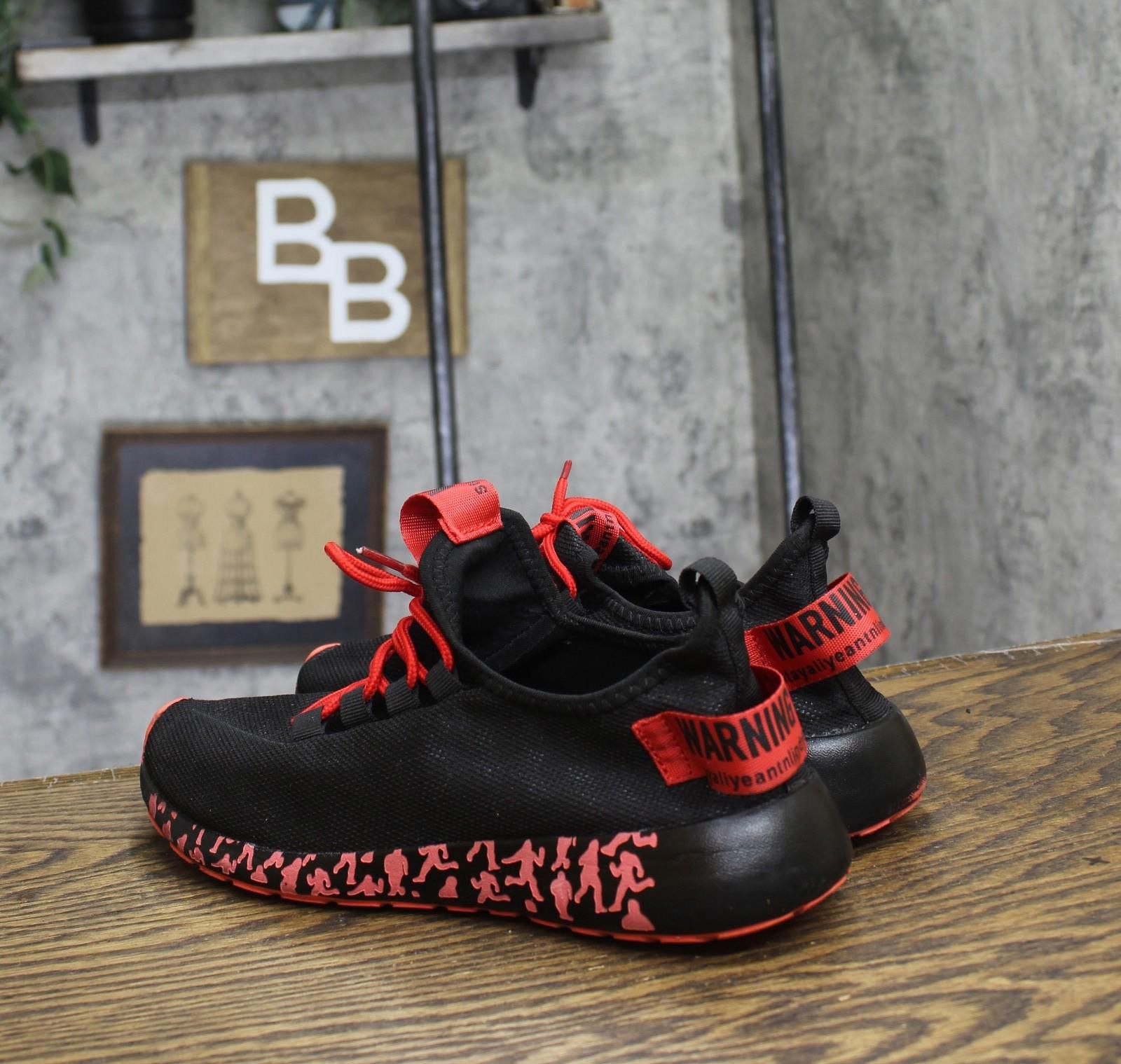 Other Warning Isecured Foam Mesh Sneakers Red / Black 10 (eur 41) Size US 10 / IT 40 - 2 Thumbnail