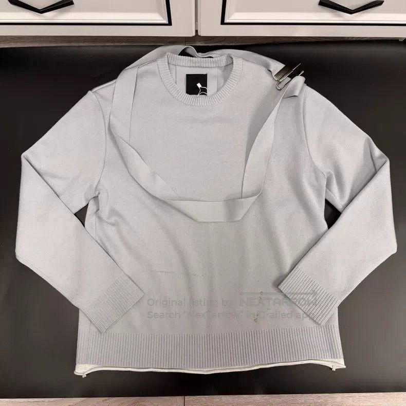 Givenchy Givenchy Buckle Knit Sweater Size US M / EU 48-50 / 2 - 4 Thumbnail