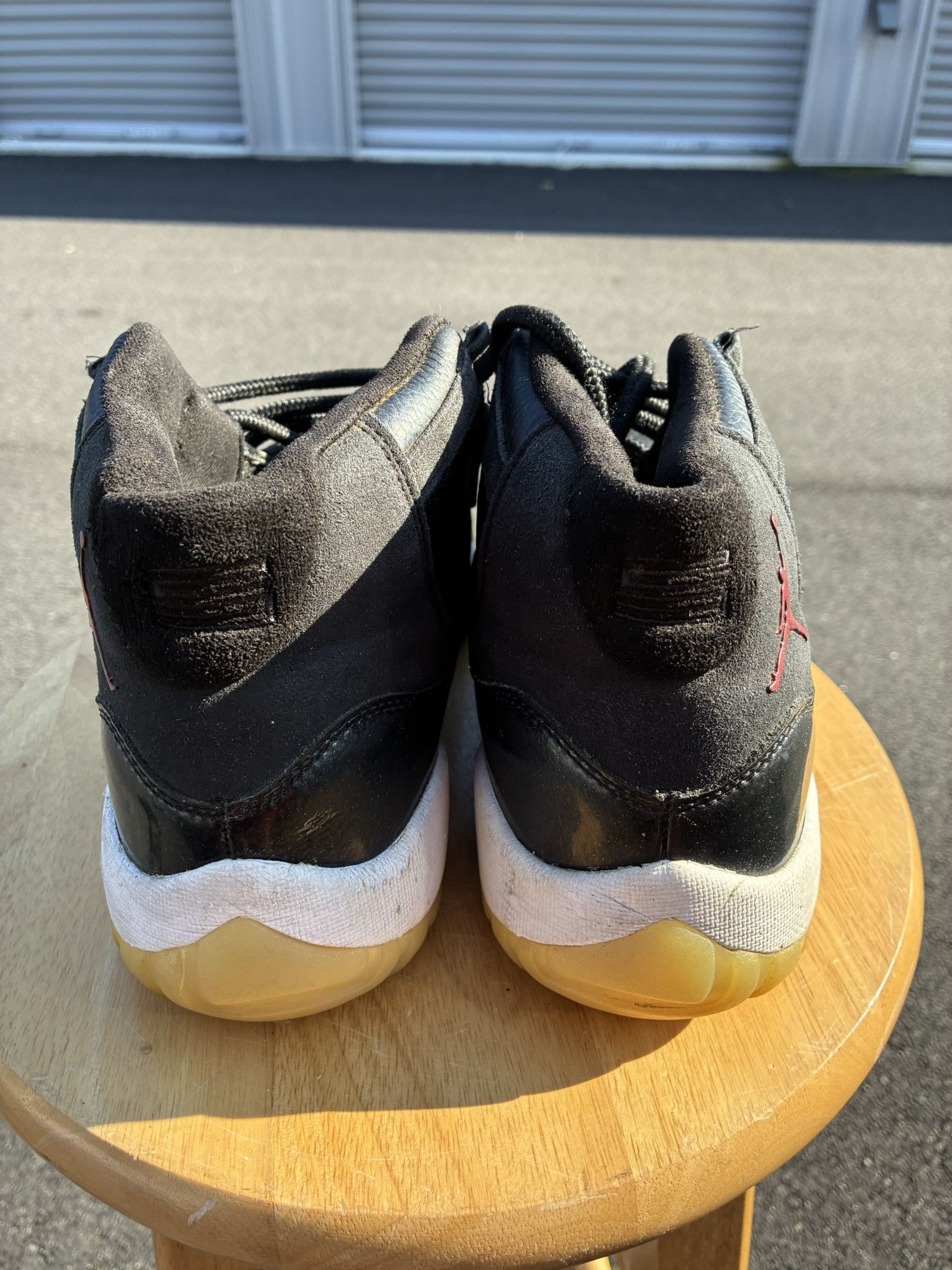 Jordan Brand Nike Air Jordan 11 72-10 Mens 12 XI Black Retro Bred Size US 12 / EU 45 - 2 Thumbnail