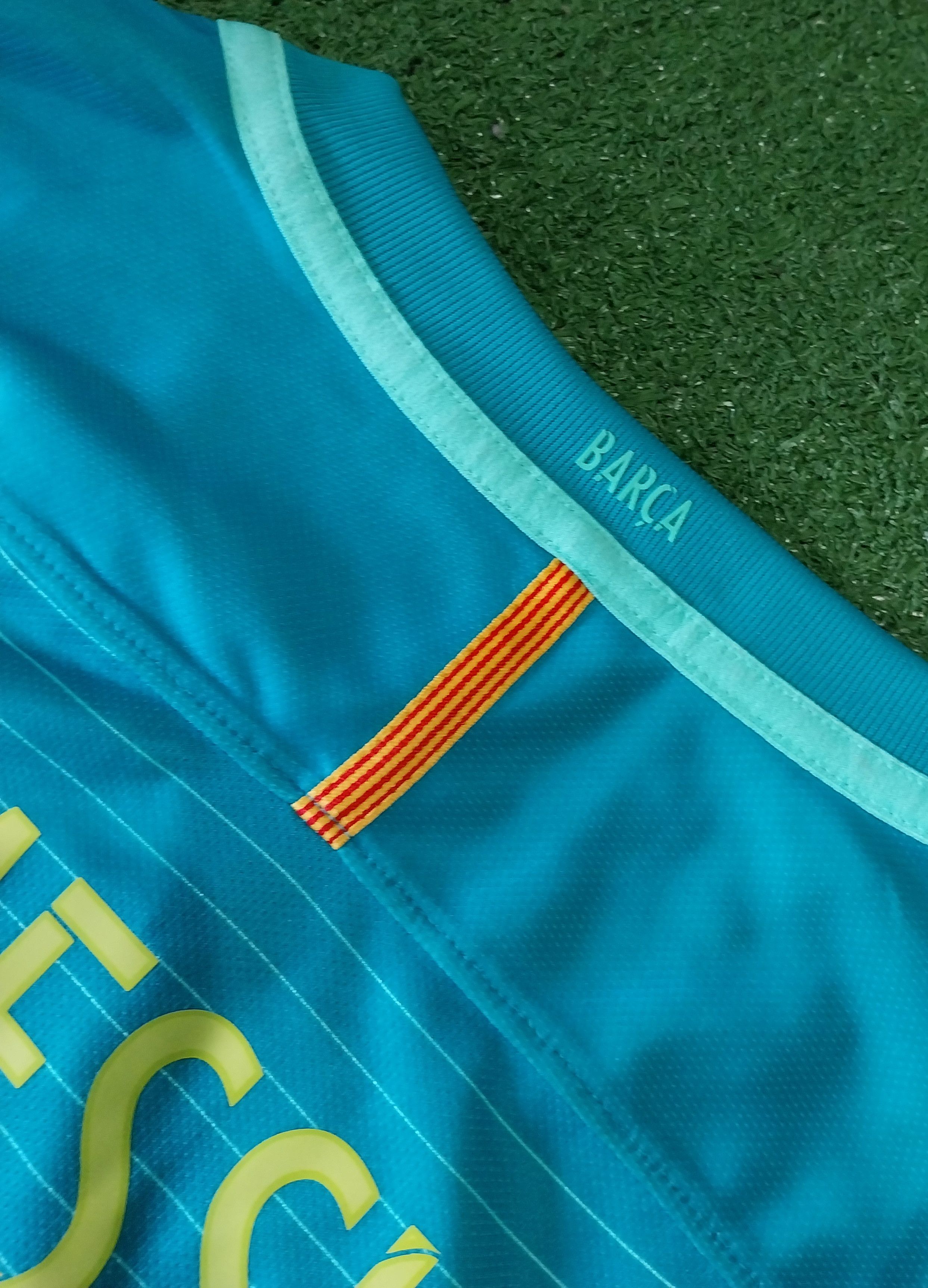 Nike Barcelona 3rd 2016/2017 lionel messi jersey football Size US XL / EU 56 / 4 - 8 Thumbnail