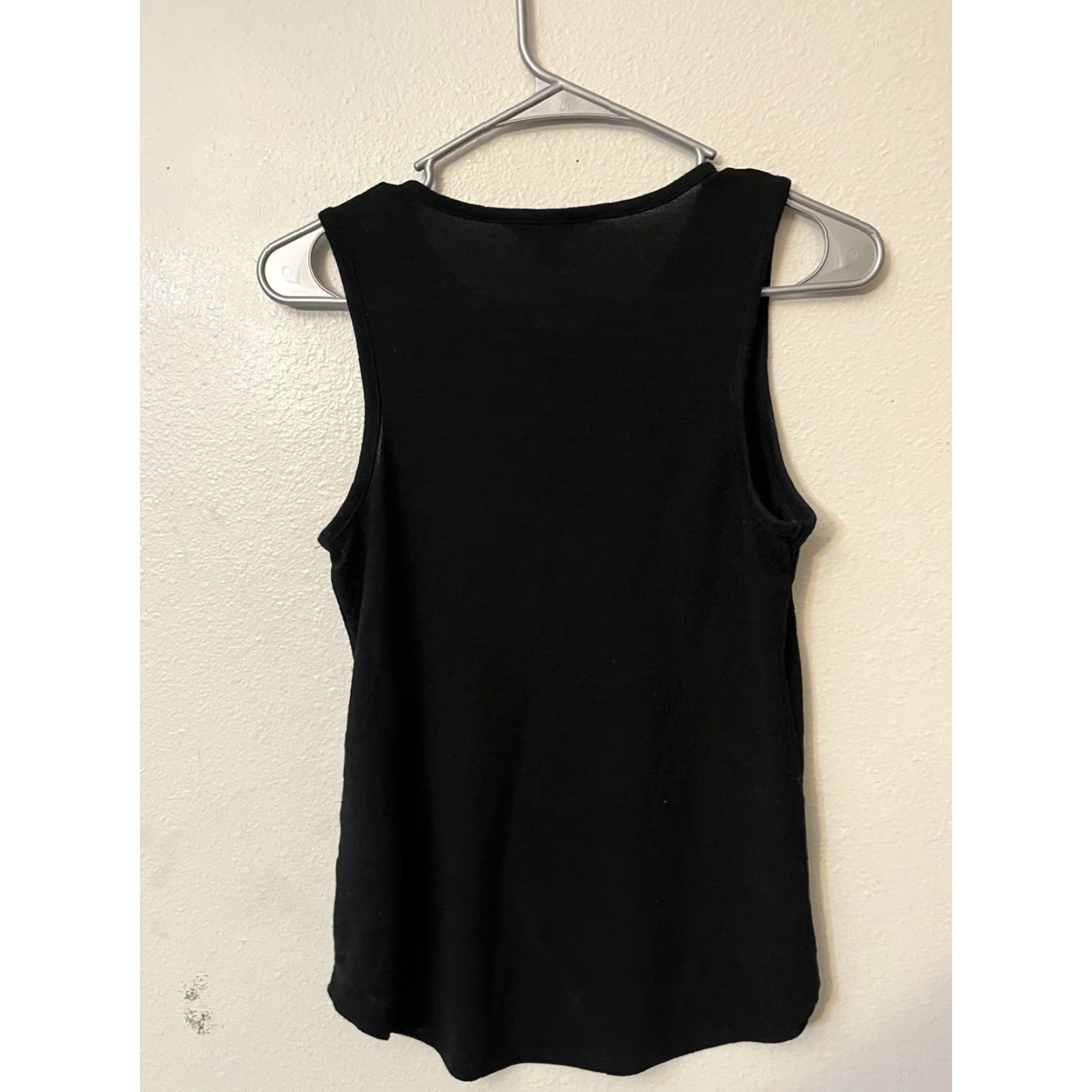 Banana Republic Banana Republic Blouse Shirt Sleeveless Women's XS Black Round Neck V-Neck Casual Solid Tank Top Lightweight Knit Pullover Size XS / US 0-2 / IT 36-38 - 3 Thumbnail