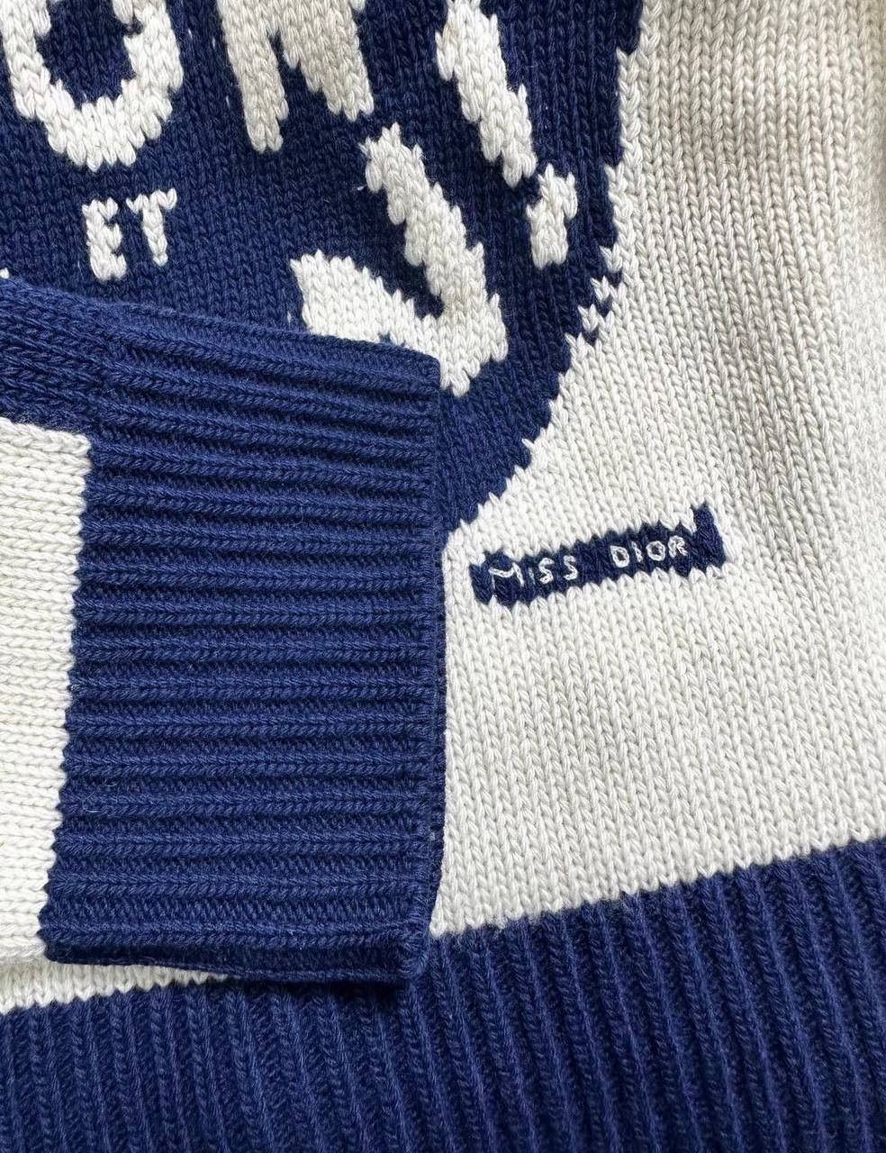 Dior Dior knitted wool sweater with a crew neck and logo Size XS / US 0-2 / IT 36-38 - 2 Thumbnail
