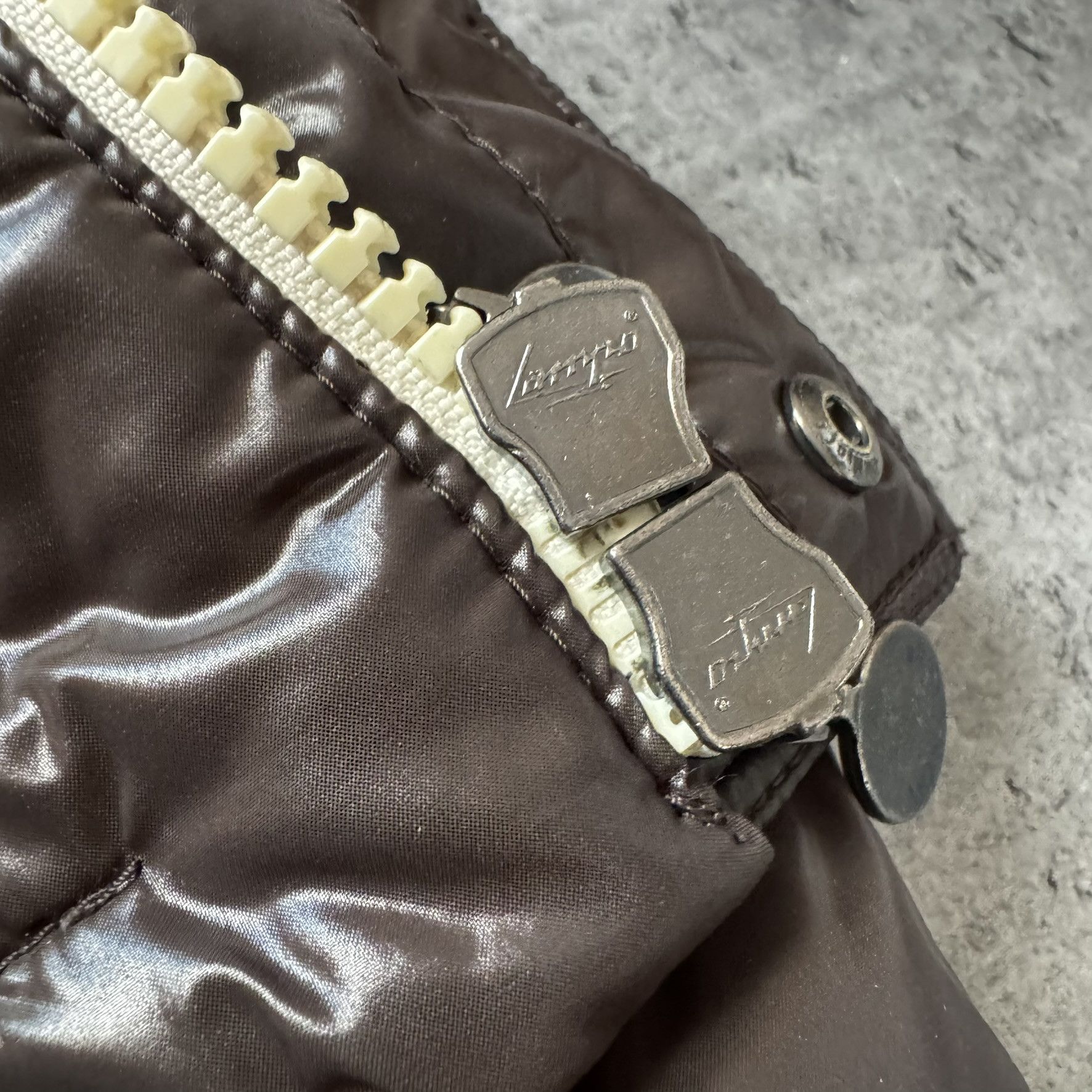 Moncler Brown puffer jacket Moncler vintage with big logo Size US M / EU 48-50 / 2 - 11 Thumbnail
