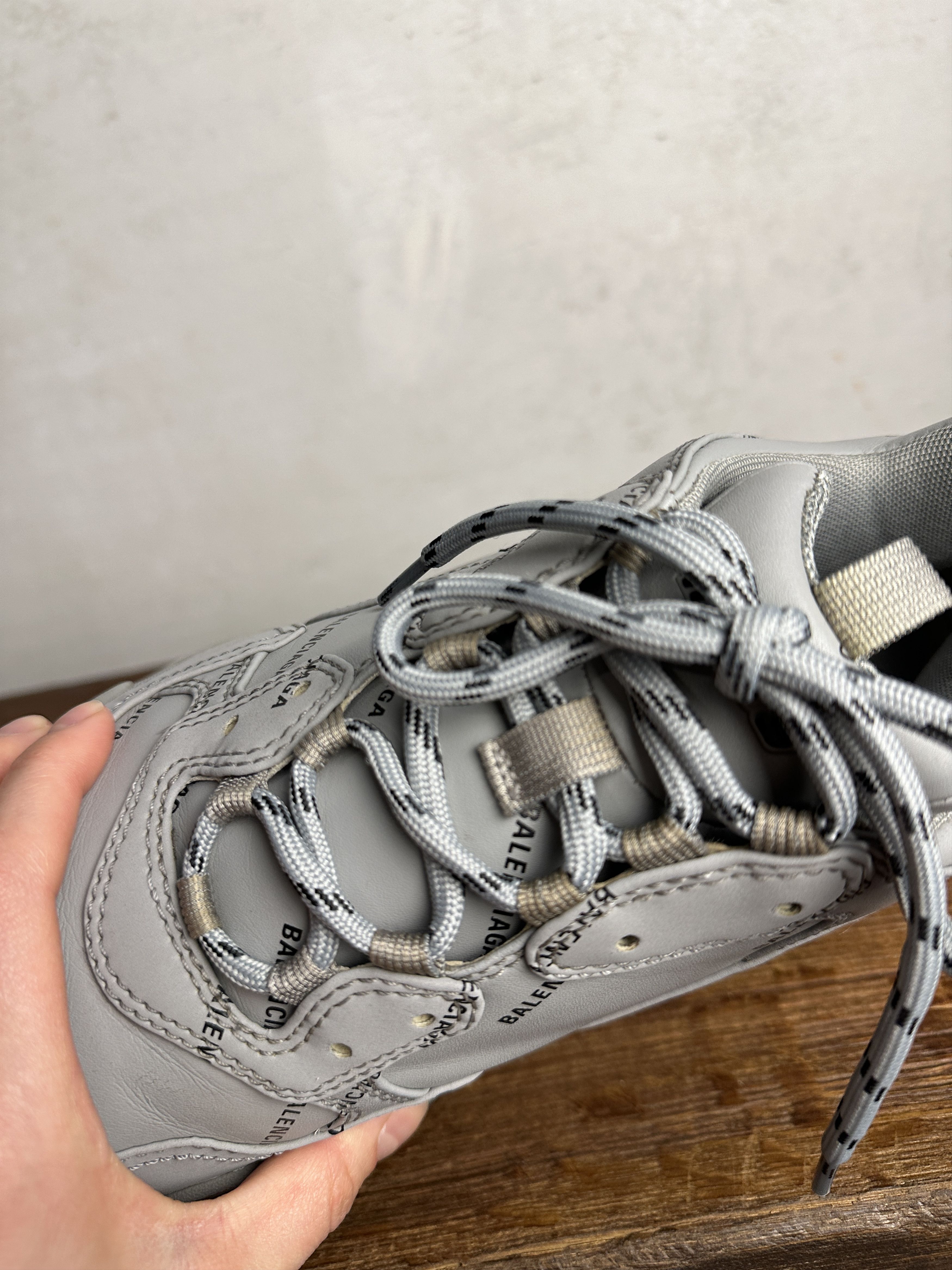 Balenciaga Balenciaga All Over Logo Triple S Leather Free Sneaker Grey Size US 11 / EU 44 - 12 Thumbnail