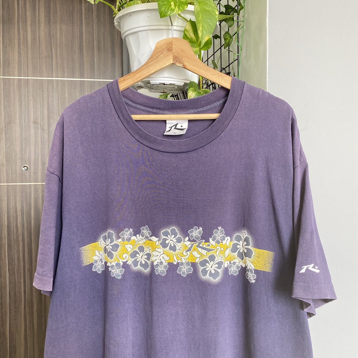 Rusty Thrashed Faded Vintage 90s Rusty Surfboard ERD GRUNGE TEE Size US XL / EU 56 / 4 - 2 Thumbnail