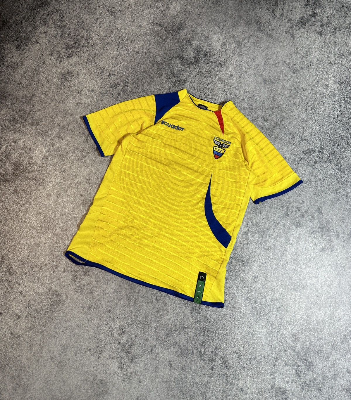 Vintage Vintage Retro Ecuador Jersey Blokecore Rare Style Casual XS Size US XS / EU 42 / 0 - 1 Thumbnail