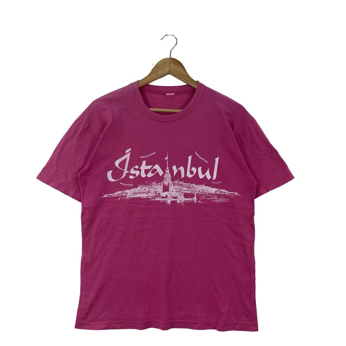 Vintage Vintage ISTANBUL CITYSCAPE Graphic Tourist Souvenir Tee Size US S / EU 44-46 / 1 - 4 Thumbnail