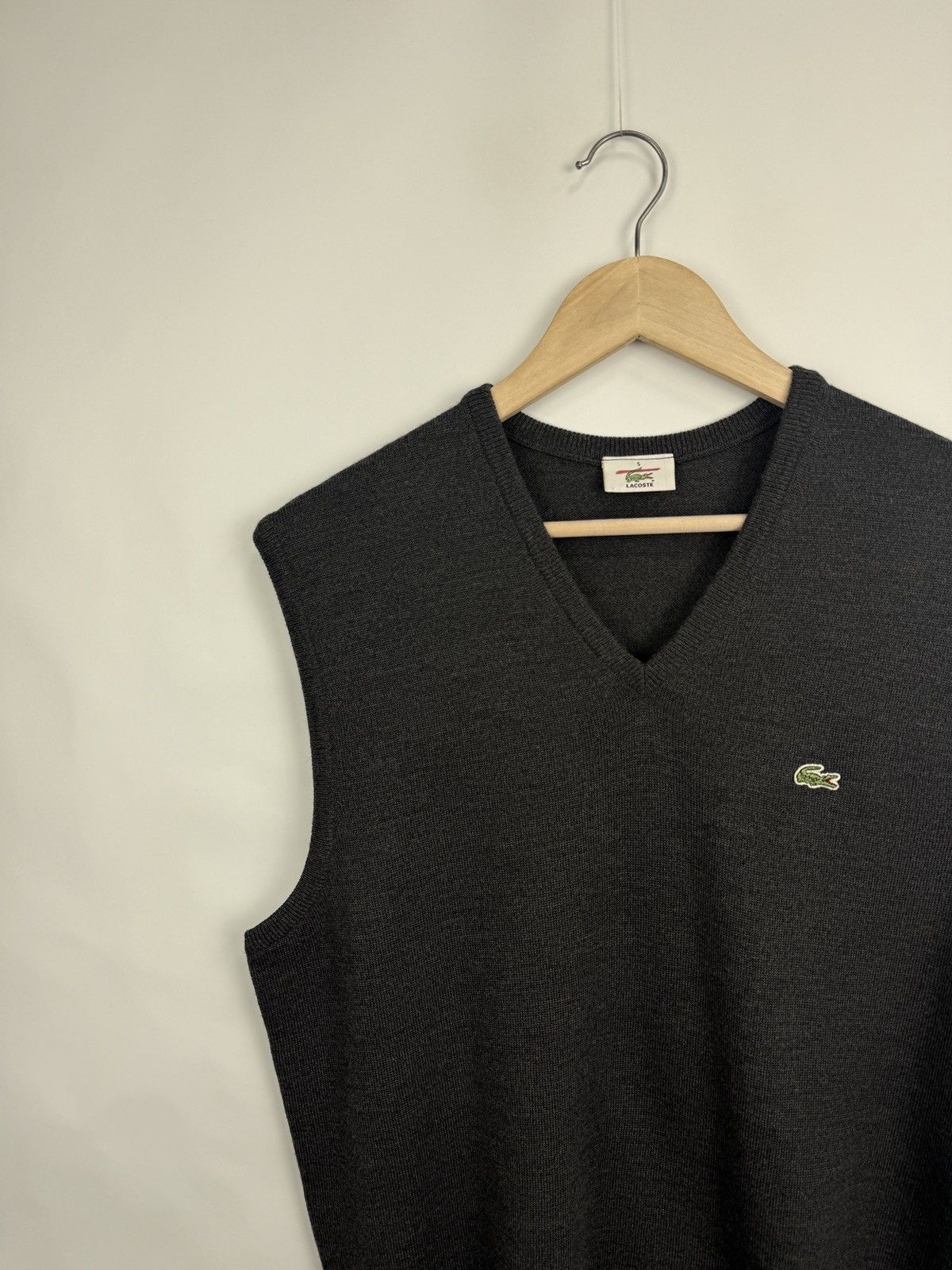 Lacoste 🇫🇷 Vintage 90s Lacoste Wool Vest Sweater Made in France Retro Size US M / EU 48-50 / 2 - 3 Thumbnail