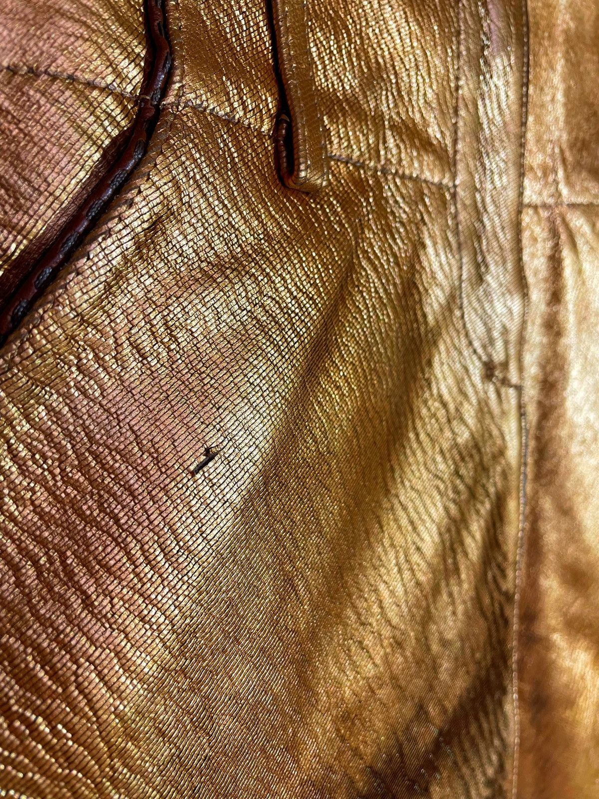 Fendi Fendi Gold Leather Skirt Size 40 Made in Italy Luxury Style Size 27" / US 4 / IT 40 - 5 Thumbnail