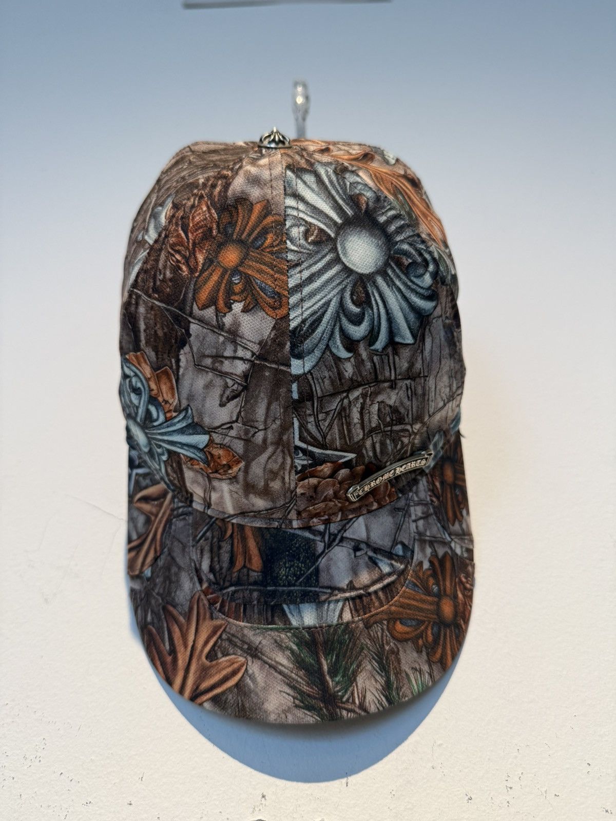 Chrome Hearts × Drake Chrome Hearts Nike Nocta Camo Hat Size ONE SIZE - 1 Thumbnail