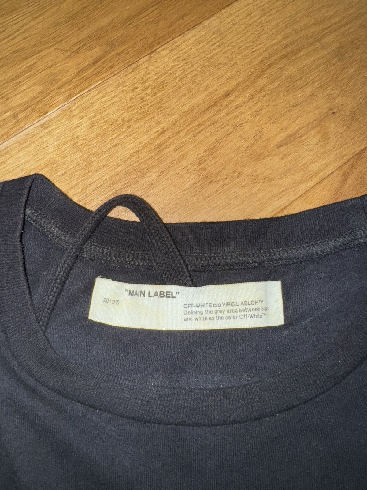 Off-White Off-White Fall-Winter 2019/20 T-Shirt “INCOMPIUTO” Size US L / EU 52-54 / 3 - 6 Thumbnail