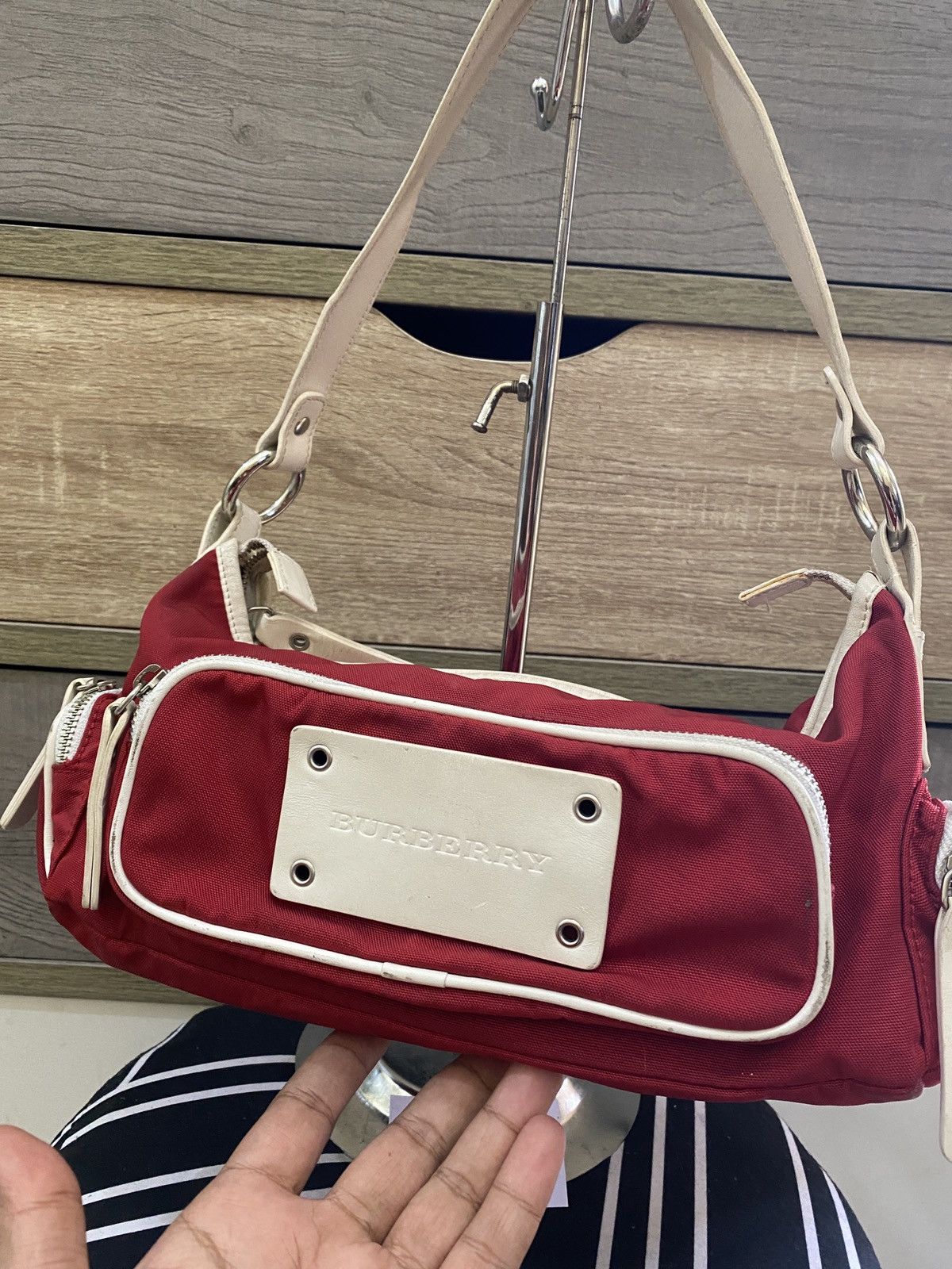 Burberry Burberry Red Nilon Shoulder Bag Size ONE SIZE - 4 Thumbnail