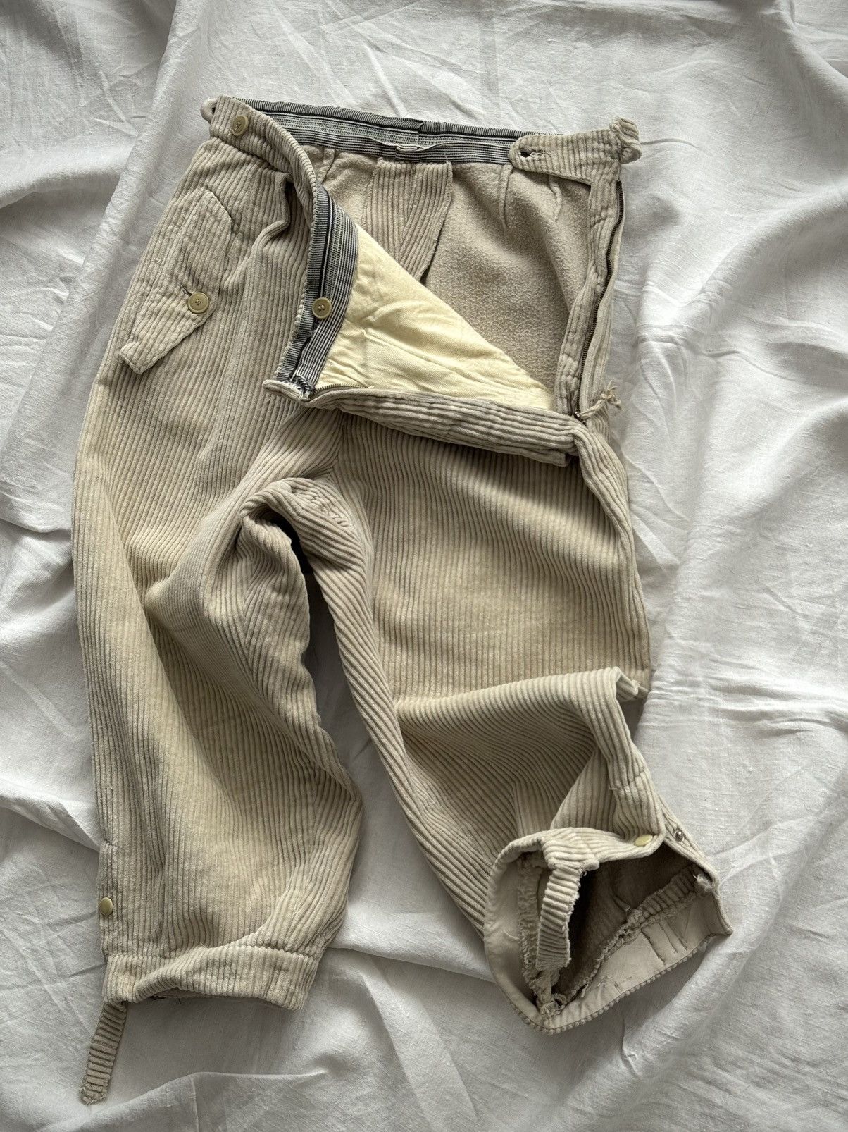 Vintage 1950s Vintage German Hunting Plus Fours Corduroy Trousers Size US 29 - 1 Thumbnail