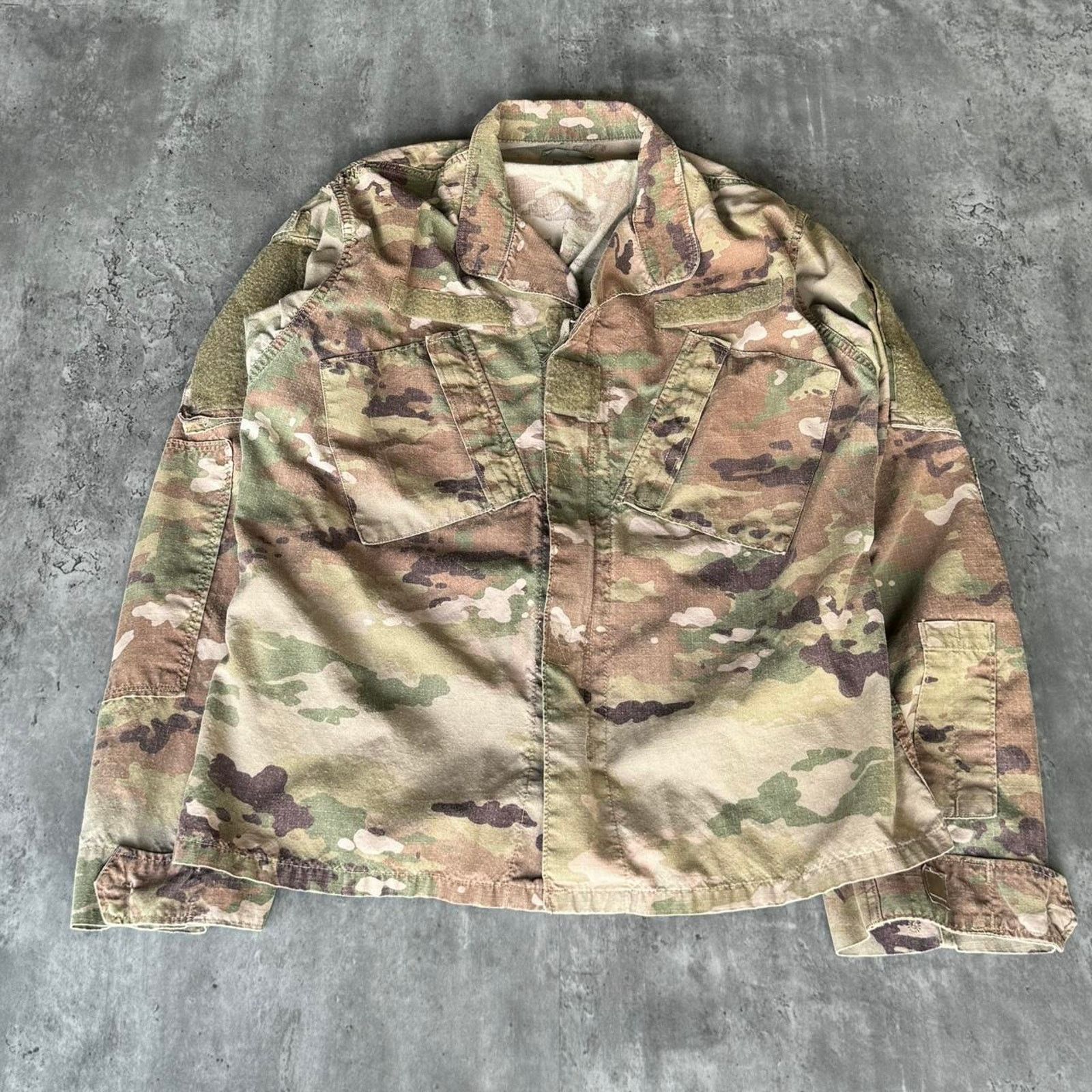 Vintage Vintage Y2K Camo Cargo Technical Utility Military Jacket Size US M / EU 48-50 / 2 - 1 Thumbnail