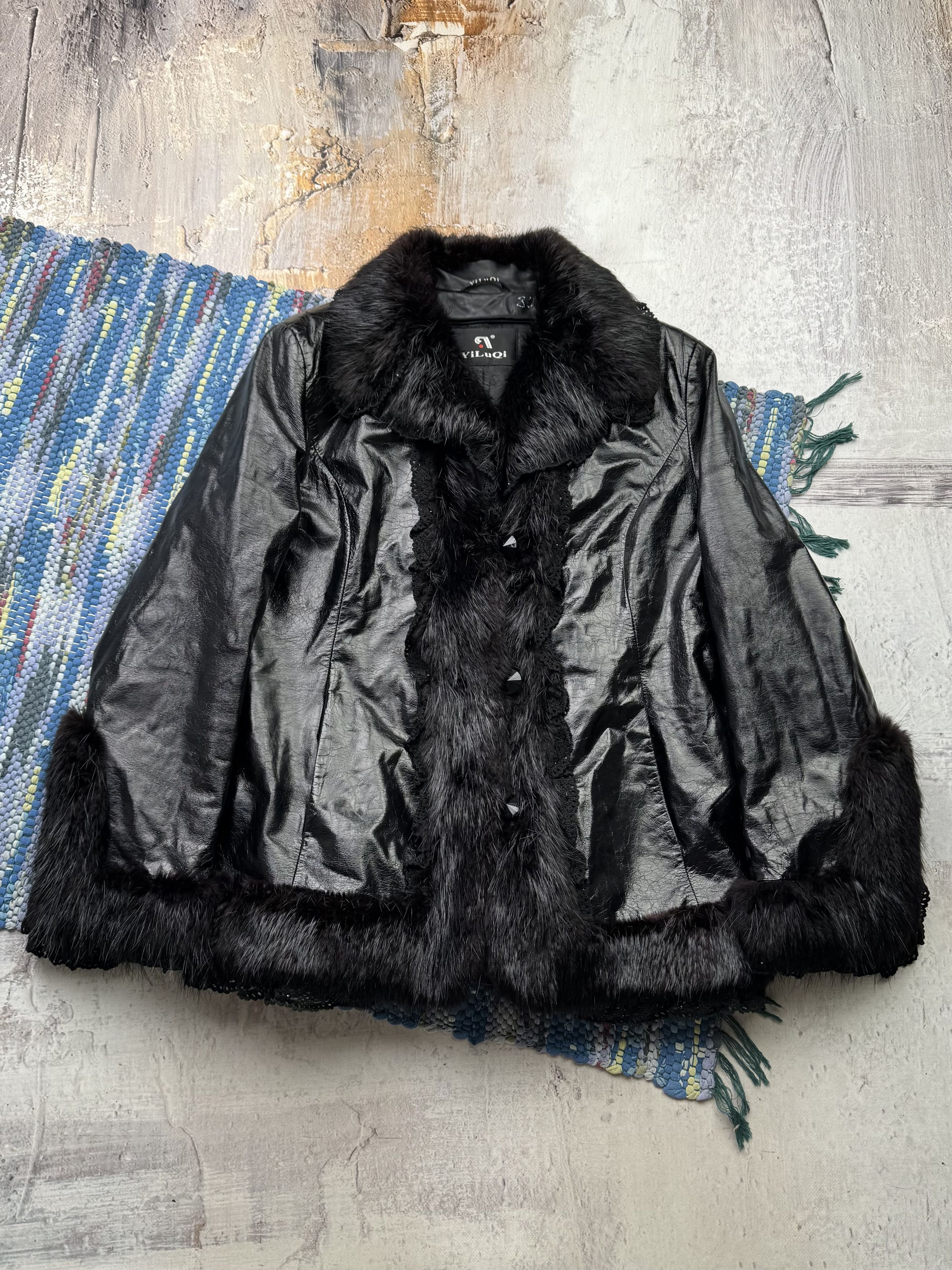 Vintage Leather Jacket With Real Fur Details D15(A788)(598)