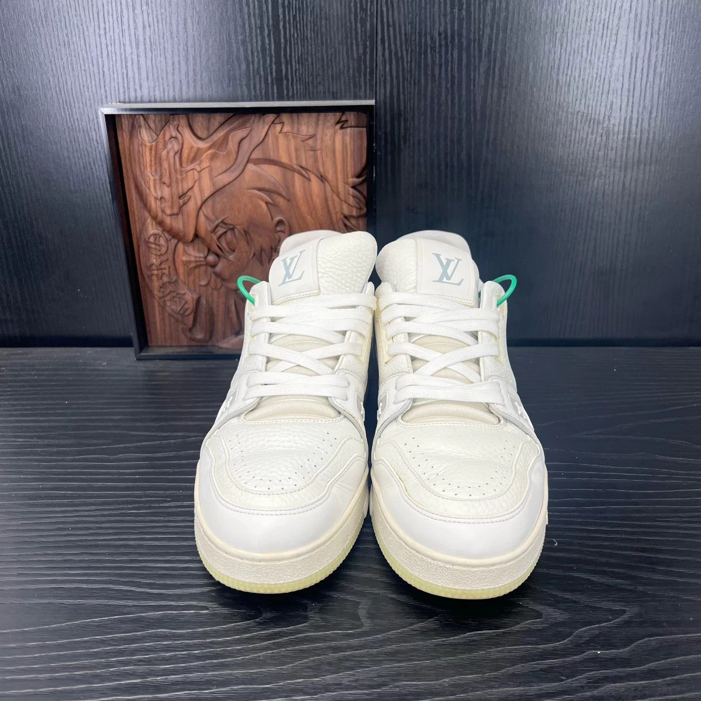 Louis Vuitton LV Trainer White Cement 8.5 Near New Original Box Size US 8.5 / EU 41-42 - 3 Thumbnail