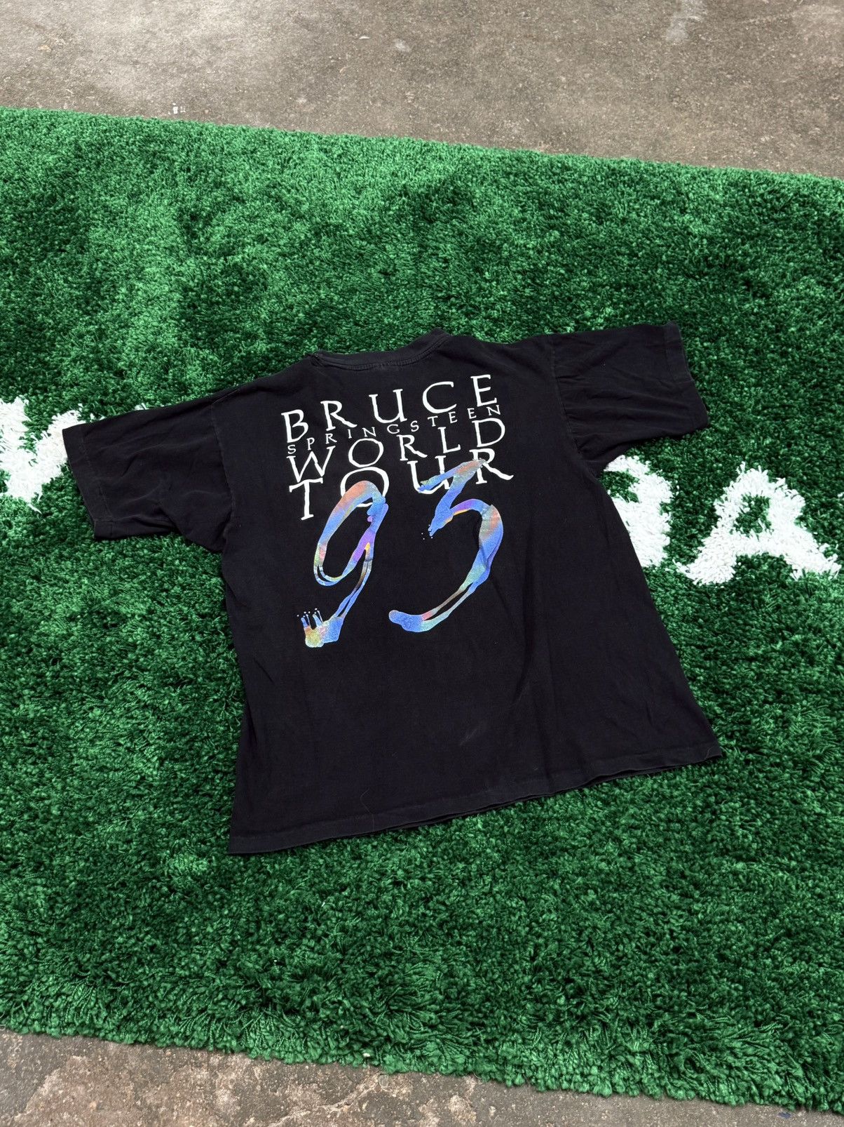 Vintage 1993 Vintage Bruce Springsteen World Tour Psychedelic XL Size US XL / EU 56 / 4 - 3 Thumbnail