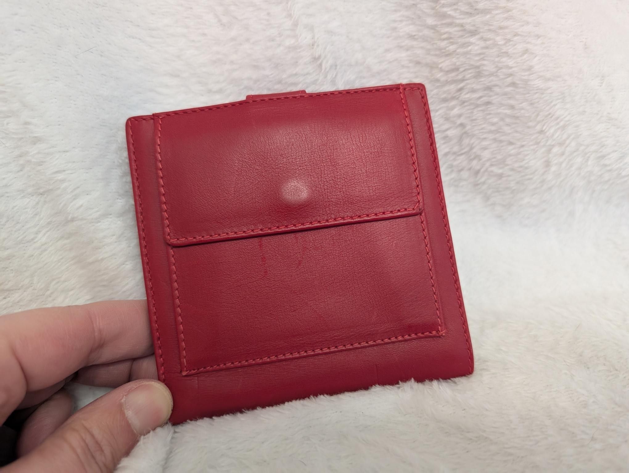 Other Authentic Valentino Garavani Embossed Bifold Wallet Size ONE SIZE - 13 Thumbnail