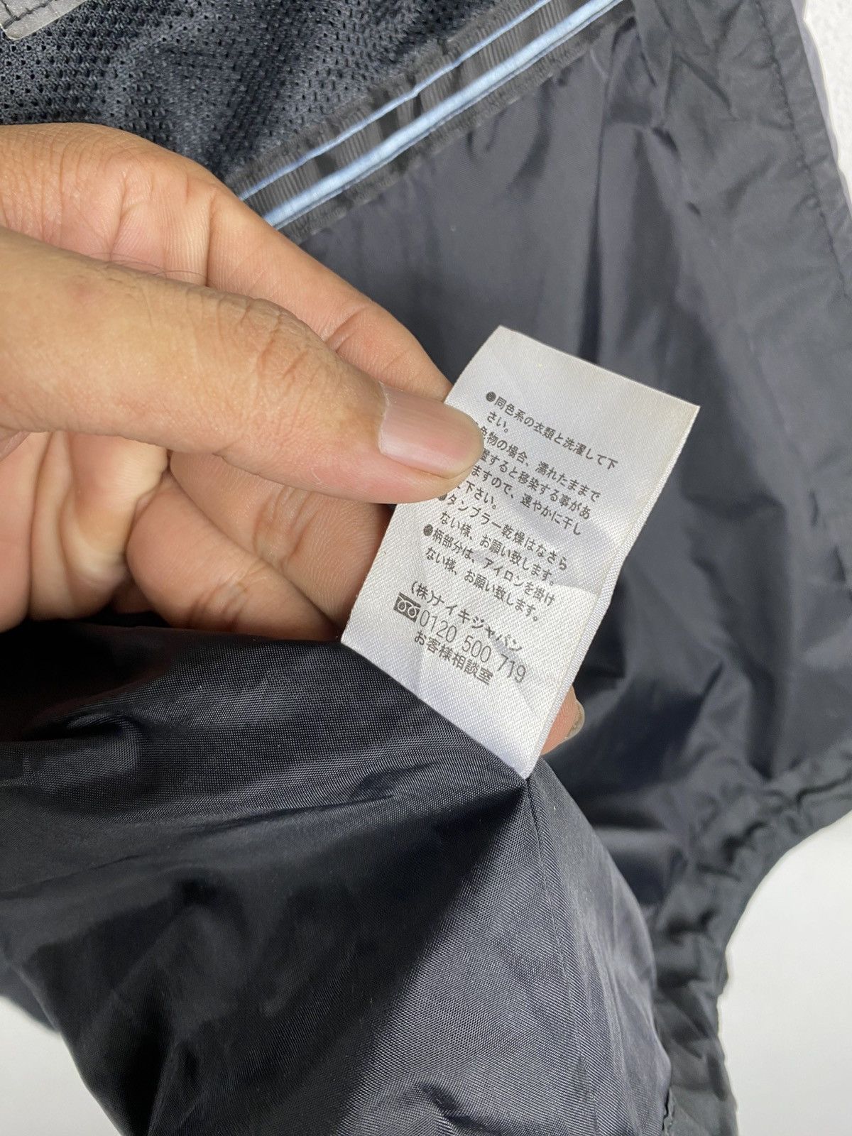 Nike ACG Vintage Nike ACG Removable Sleeves Windbreaker Jacket Size US XL / EU 56 / 4 - 10 Thumbnail